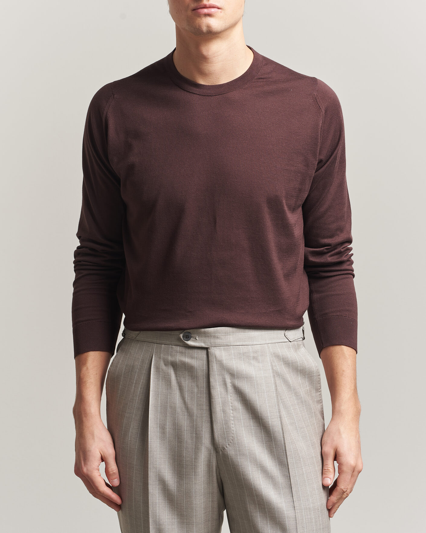 Men | Sweaters & Knitwear | John Smedley | Rowland Sea Island Crew Neck Pullover Raisin Brown