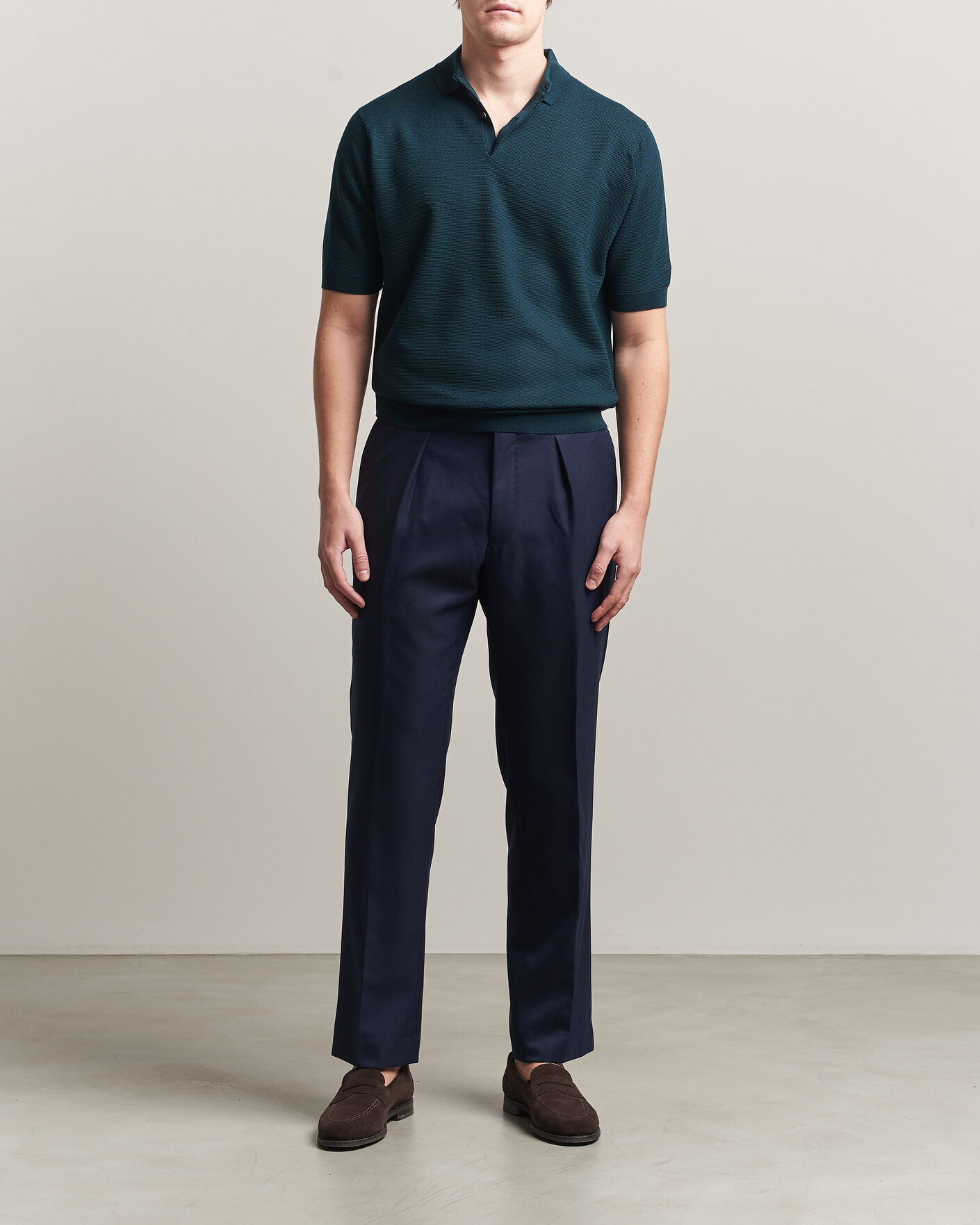 Men | Polo Shirts | John Smedley | 14 Singular Knitted Textured Polo Richardson Green