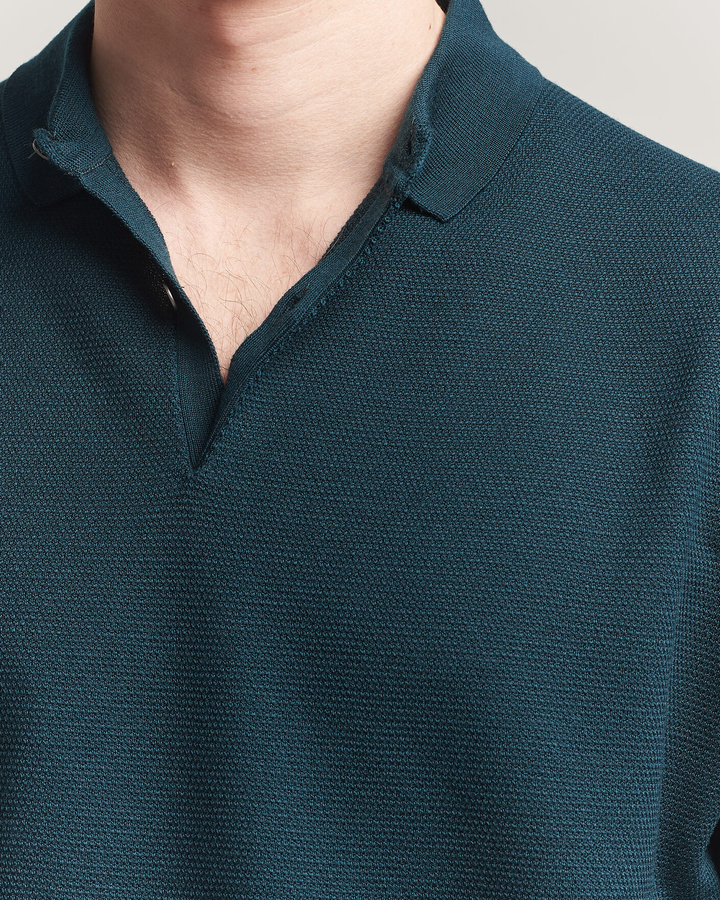 Men | Polo Shirts | John Smedley | 14 Singular Knitted Textured Polo Richardson Green