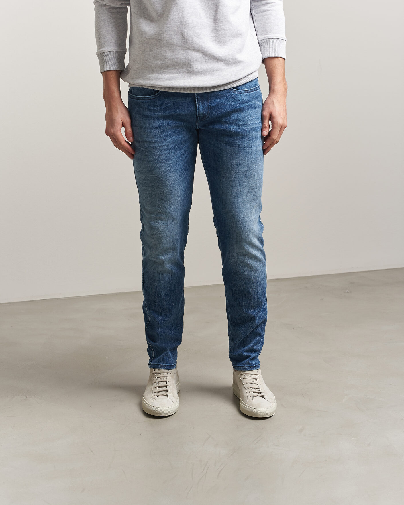 Men | Sneakers | Common Projects | Original Achilles Suede Sneaker Light Grey