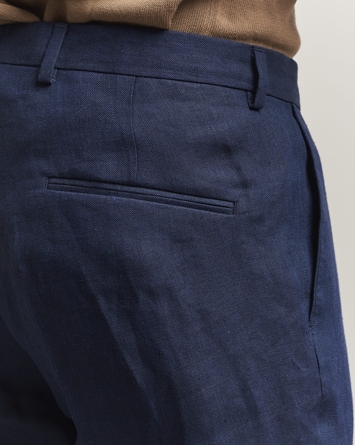 Men | Trousers | Oscar Jacobson | Dandy Linen Trousers Navy