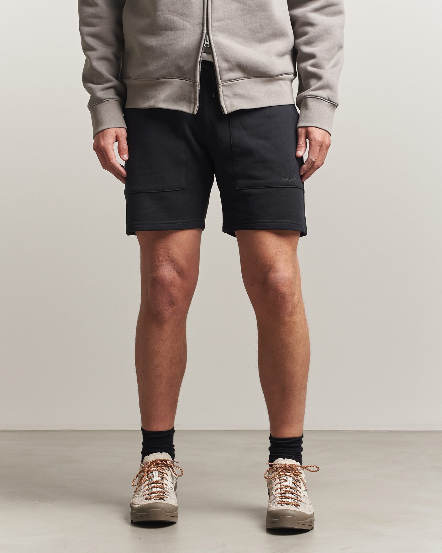 Men | Shorts | Sail Racing | Bowman Monochrome Sweatshorts Carbon