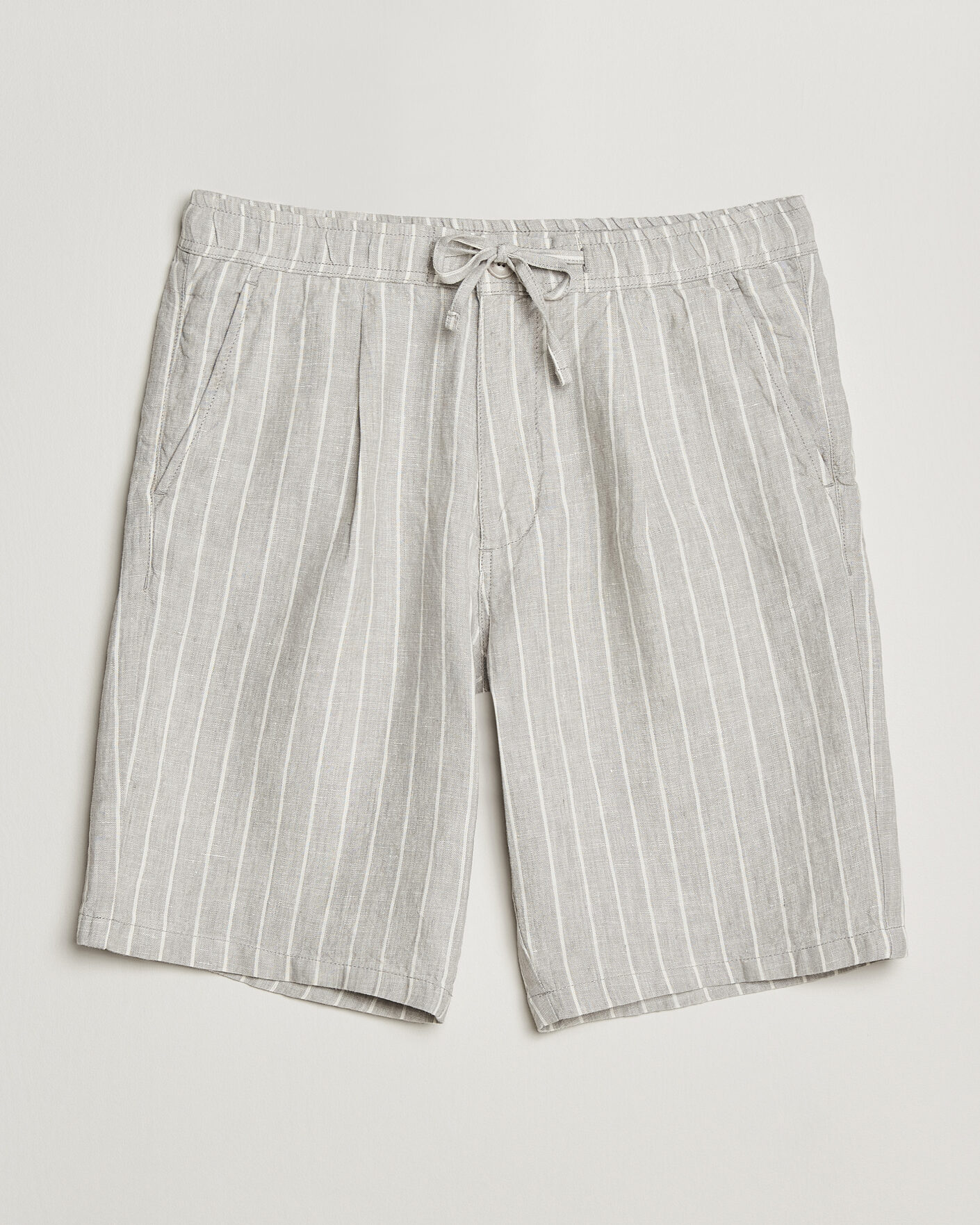 Men | Shorts | KnowledgeCotton Apparel | Striped Loose Linen Shorts Grey
