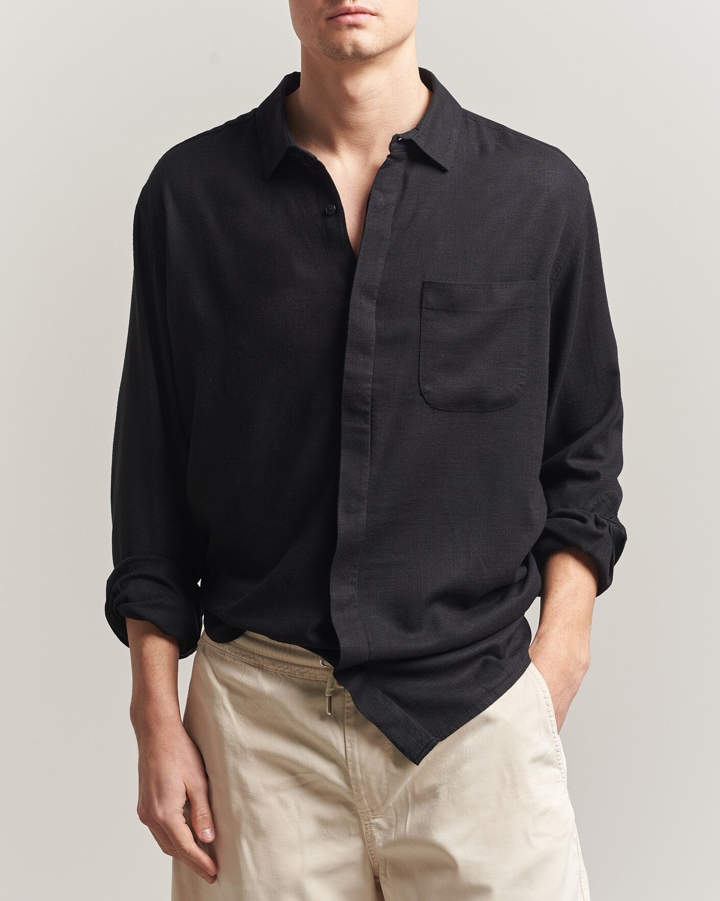 Men | Shirts | KnowledgeCotton Apparel | Linen/Lycell Relaxed Long Sleeve Shirt Black