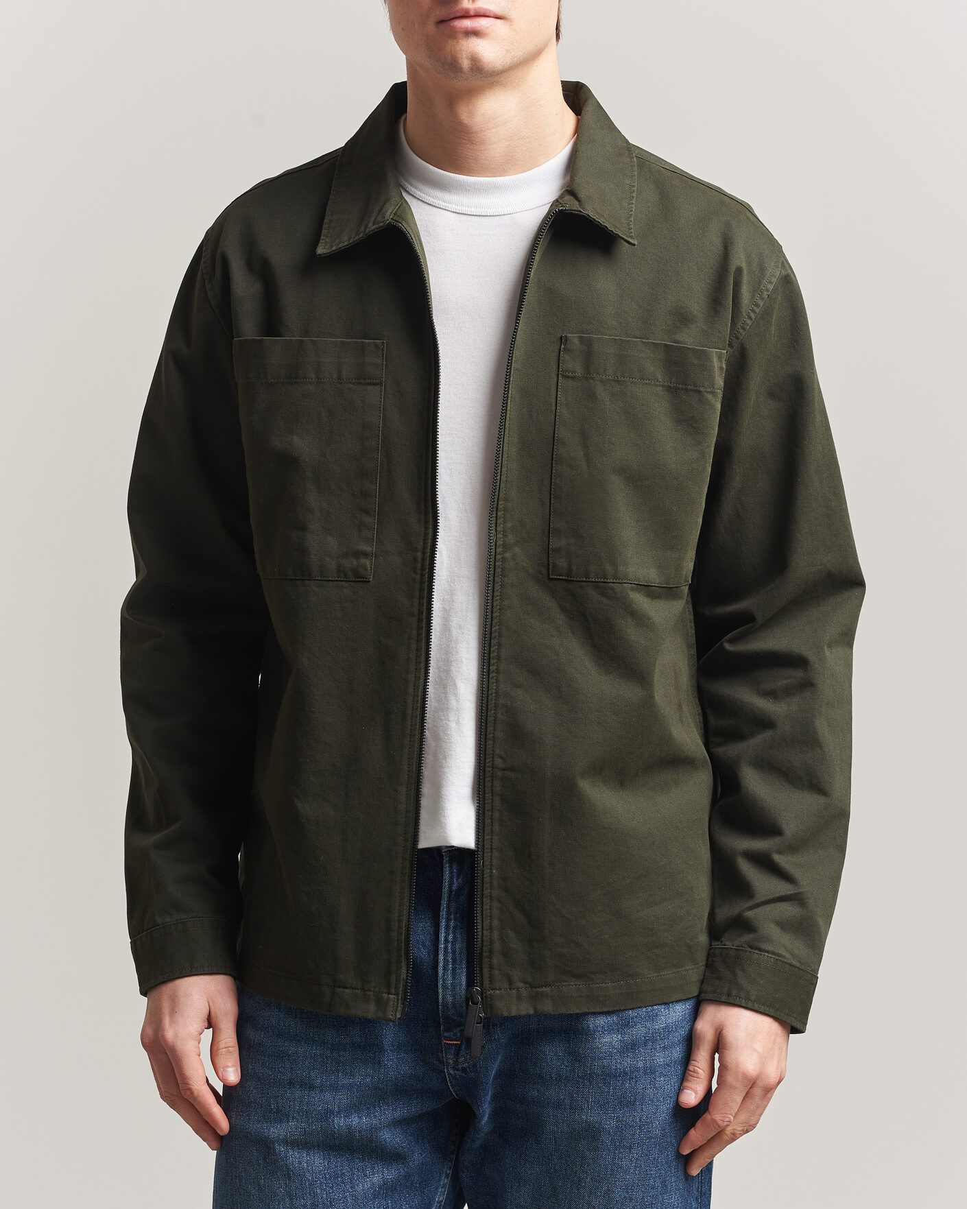 Men | Shirts | KnowledgeCotton Apparel | Cotton Twill Stretch Zip Overshirt Forest Night