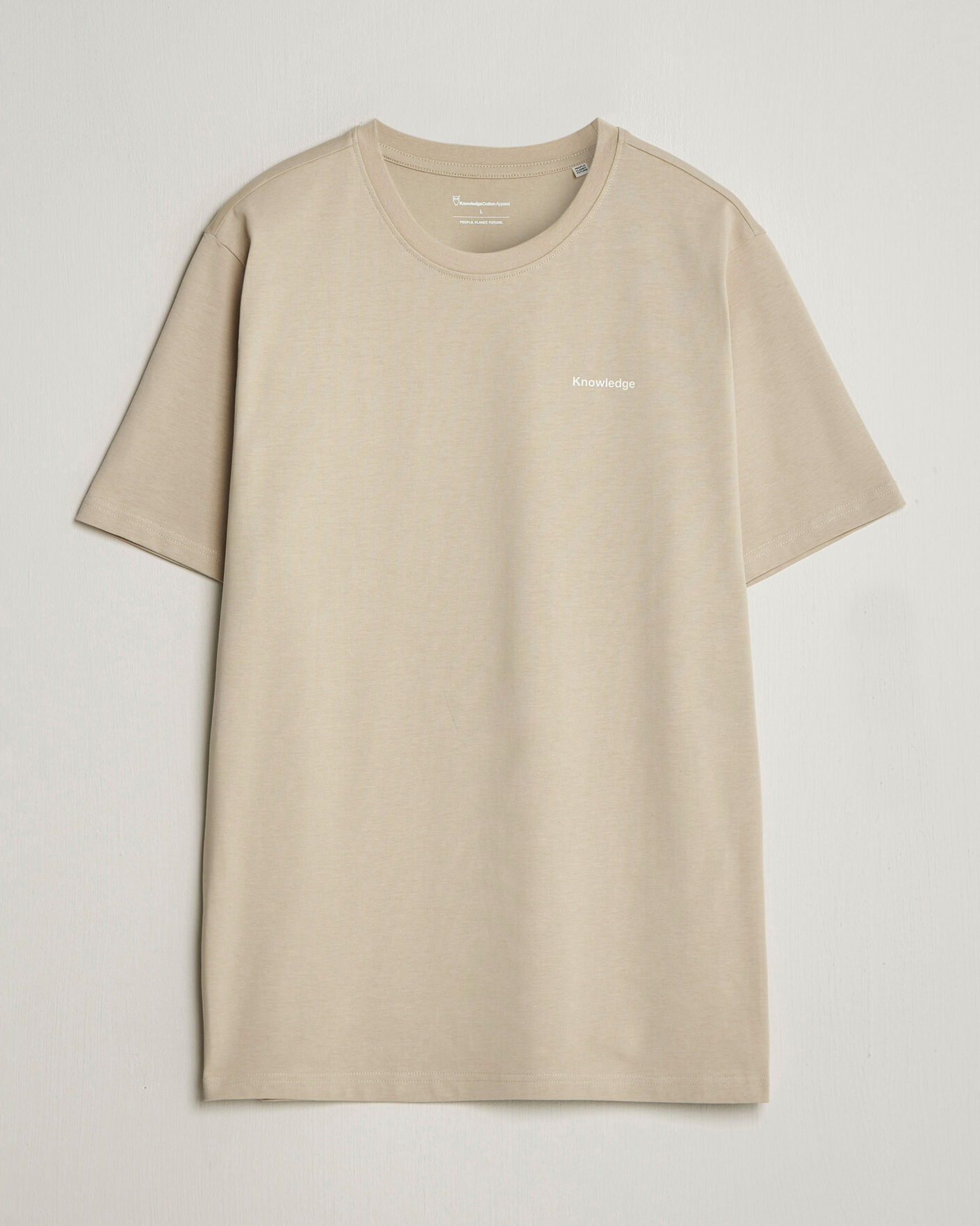 Men | T-Shirts | KnowledgeCotton Apparel | Back Print T-Shirt Light Feather Grey