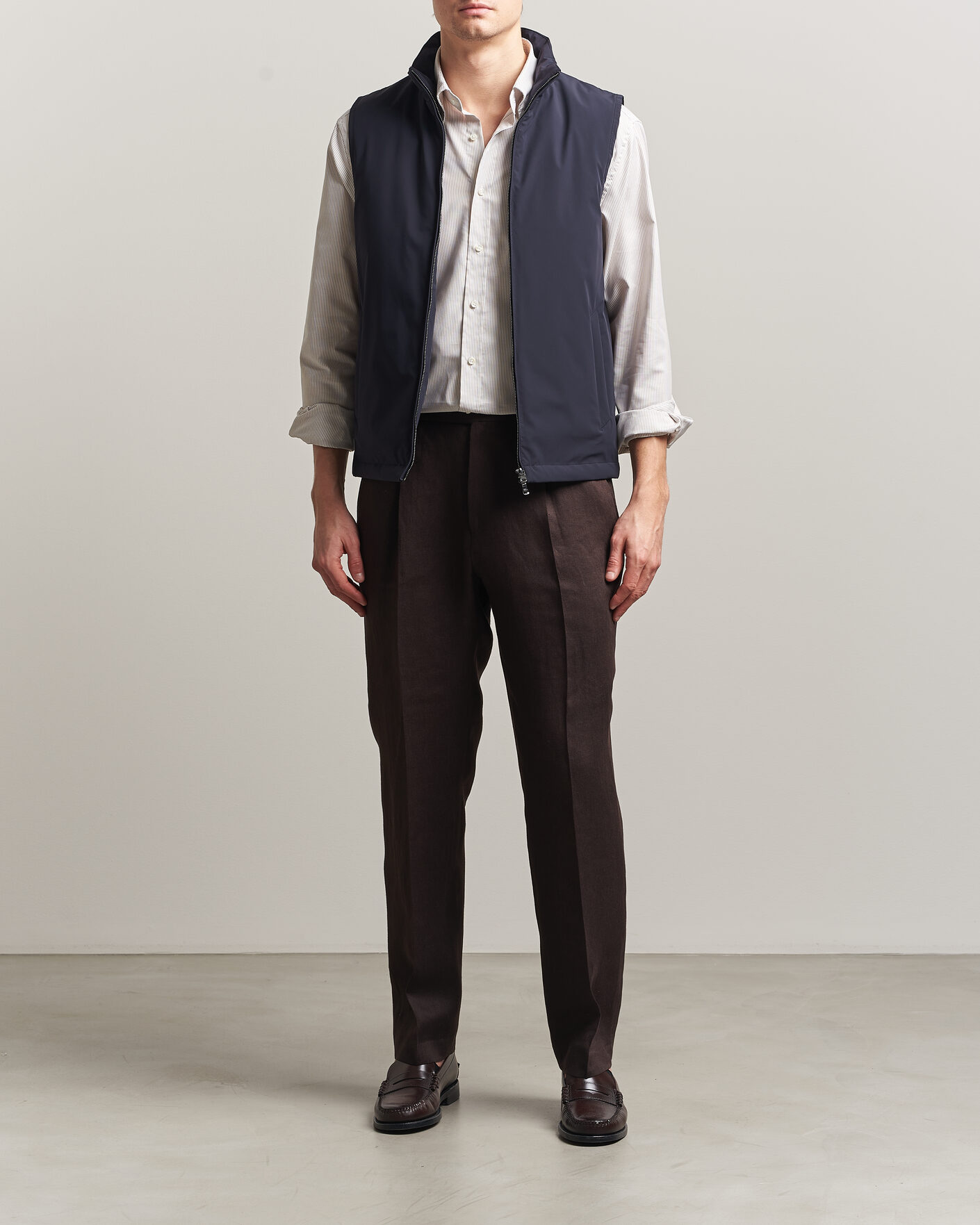 Men | Gilets | Oscar Jacobson | Light Zipped Waistcoat Navy