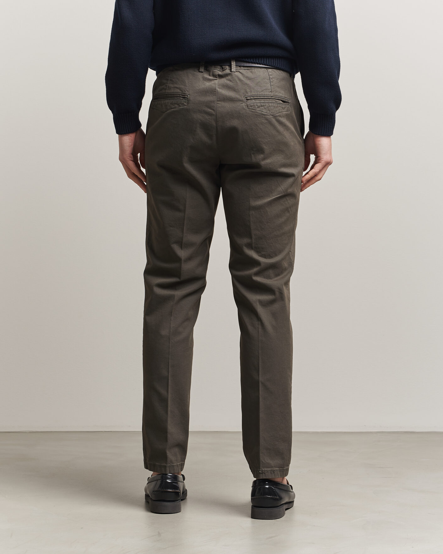 Men | Trousers | Oscar Jacobson | Danik Cotton Trousers Olive