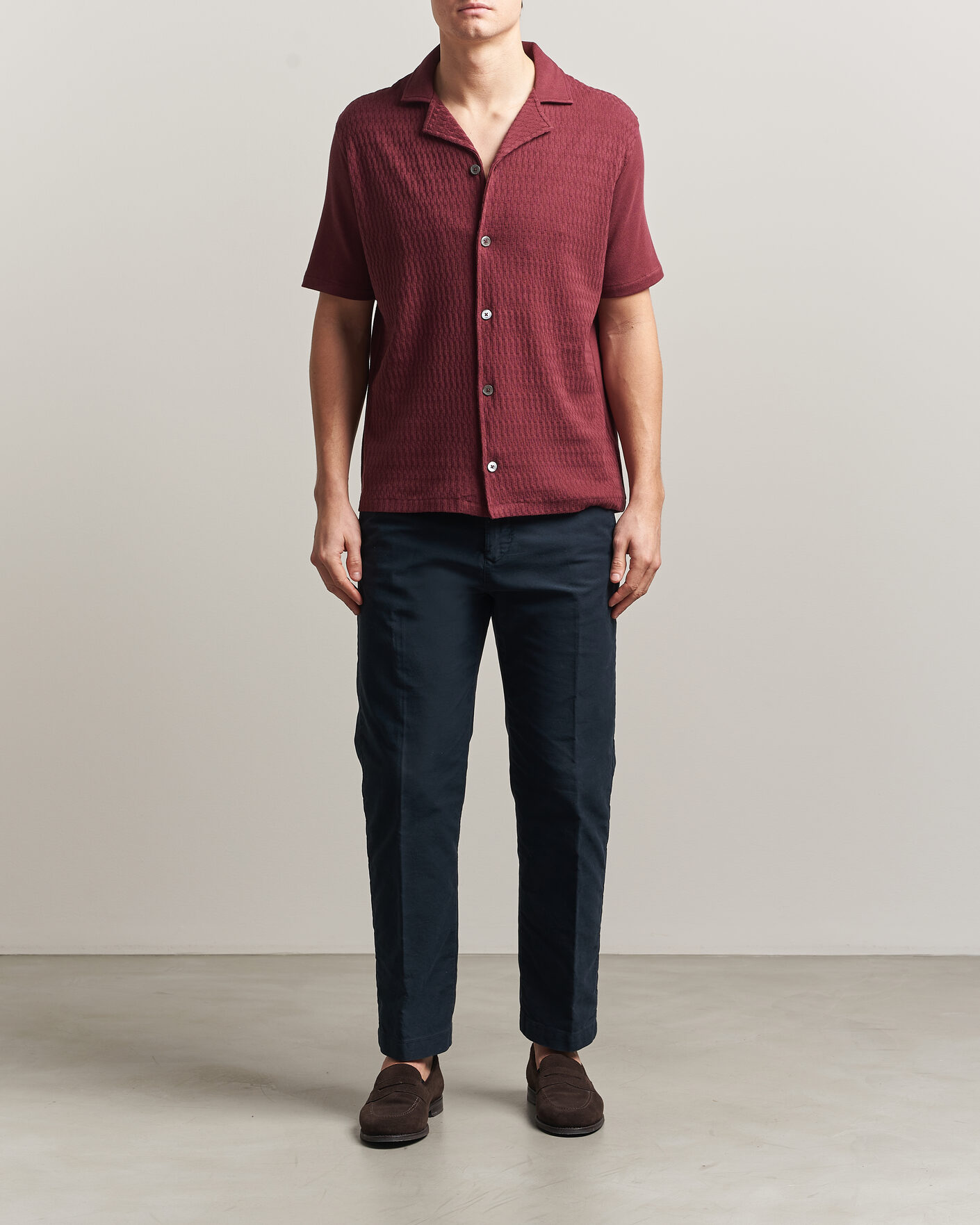 Men | Shirts | Oscar Jacobson | Kirk Knitted Short Sleeve Shirt Wine Red