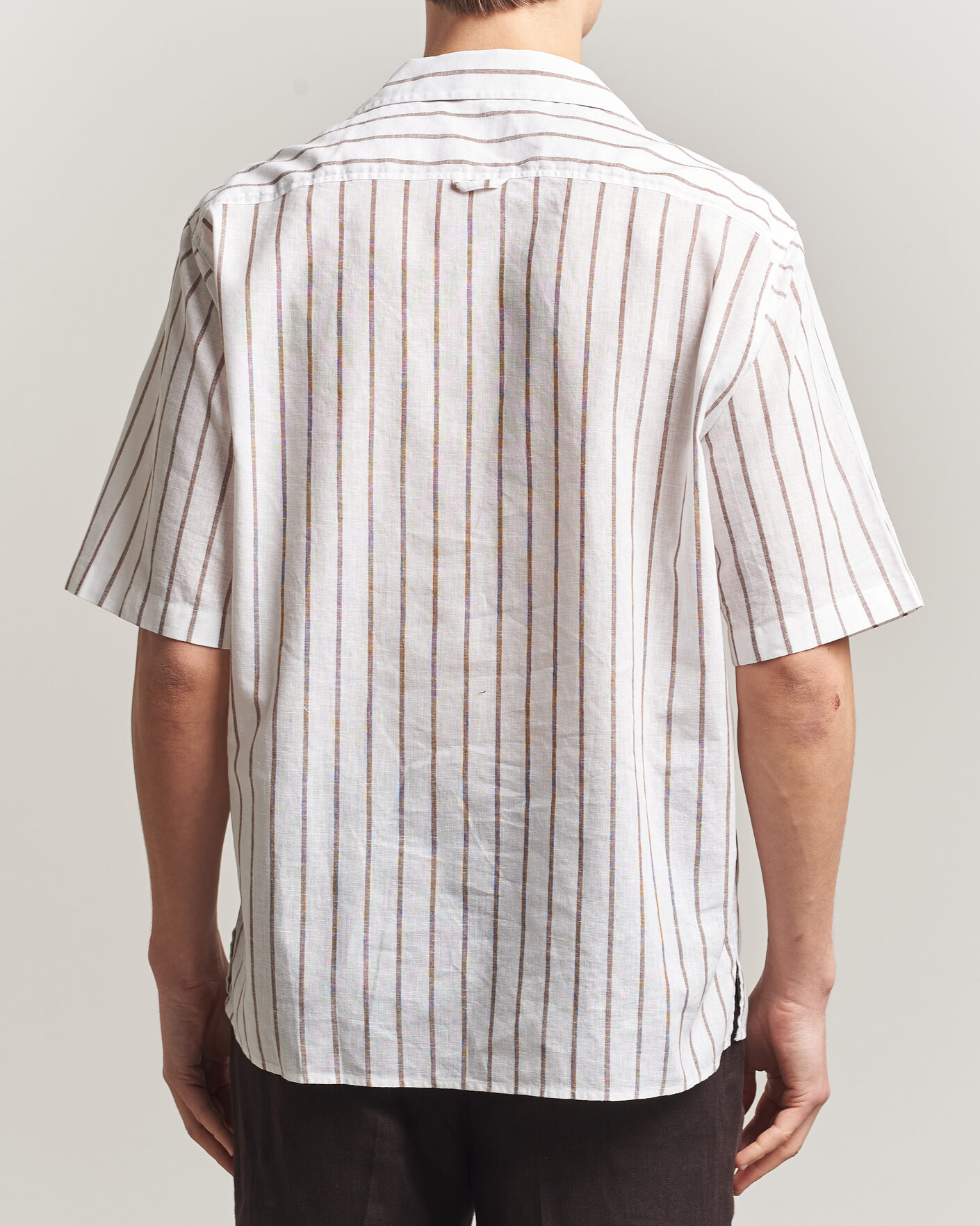 Men | Shirts | Oscar Jacobson | Striped Short Sleeve Linen Shirt Brown/White