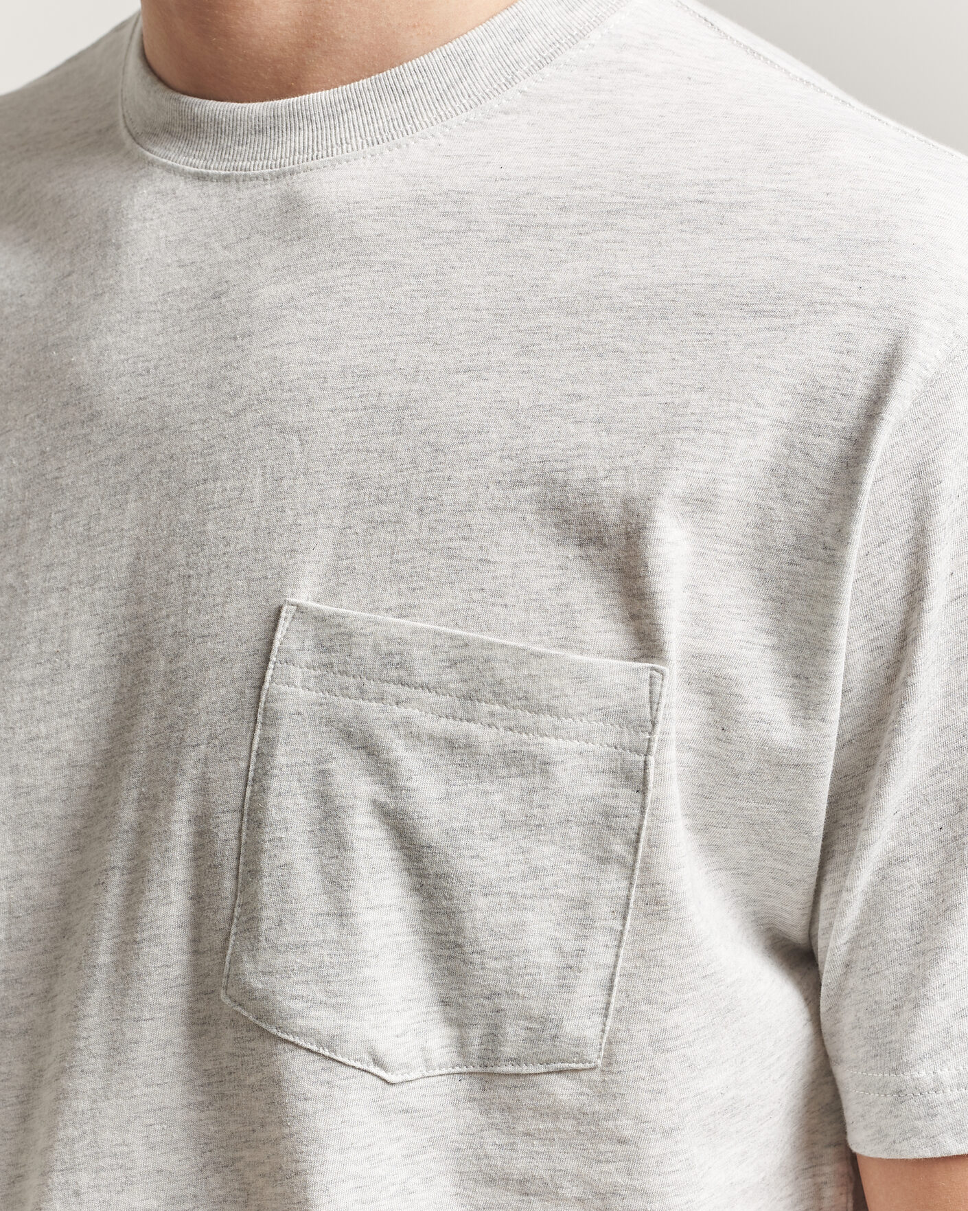 Men | T-Shirts | BEAMS PLUS | Pocket Tee Ash Grey