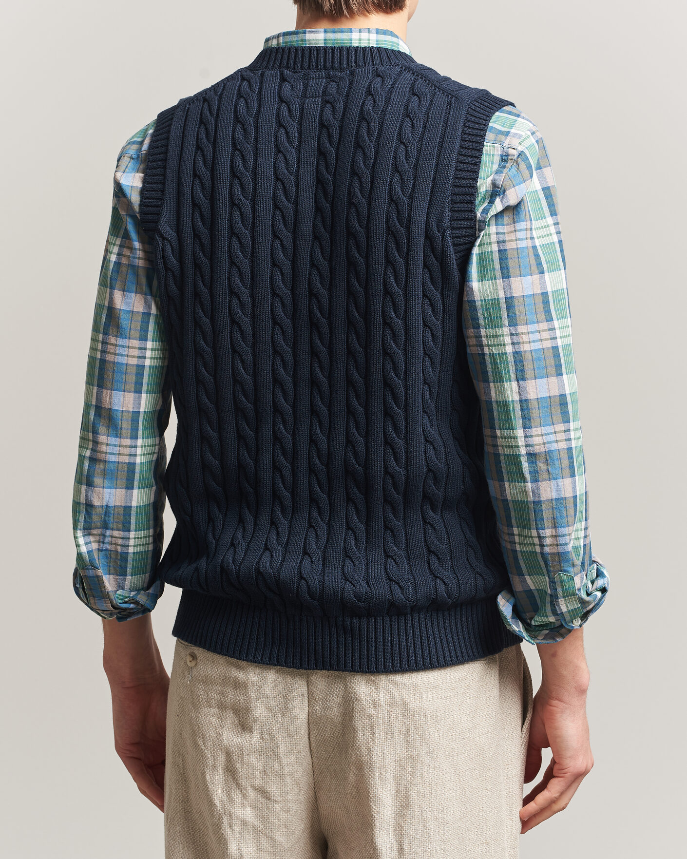 Men | Sweaters & Knitwear | BEAMS PLUS | Cable Knit Vest Navy