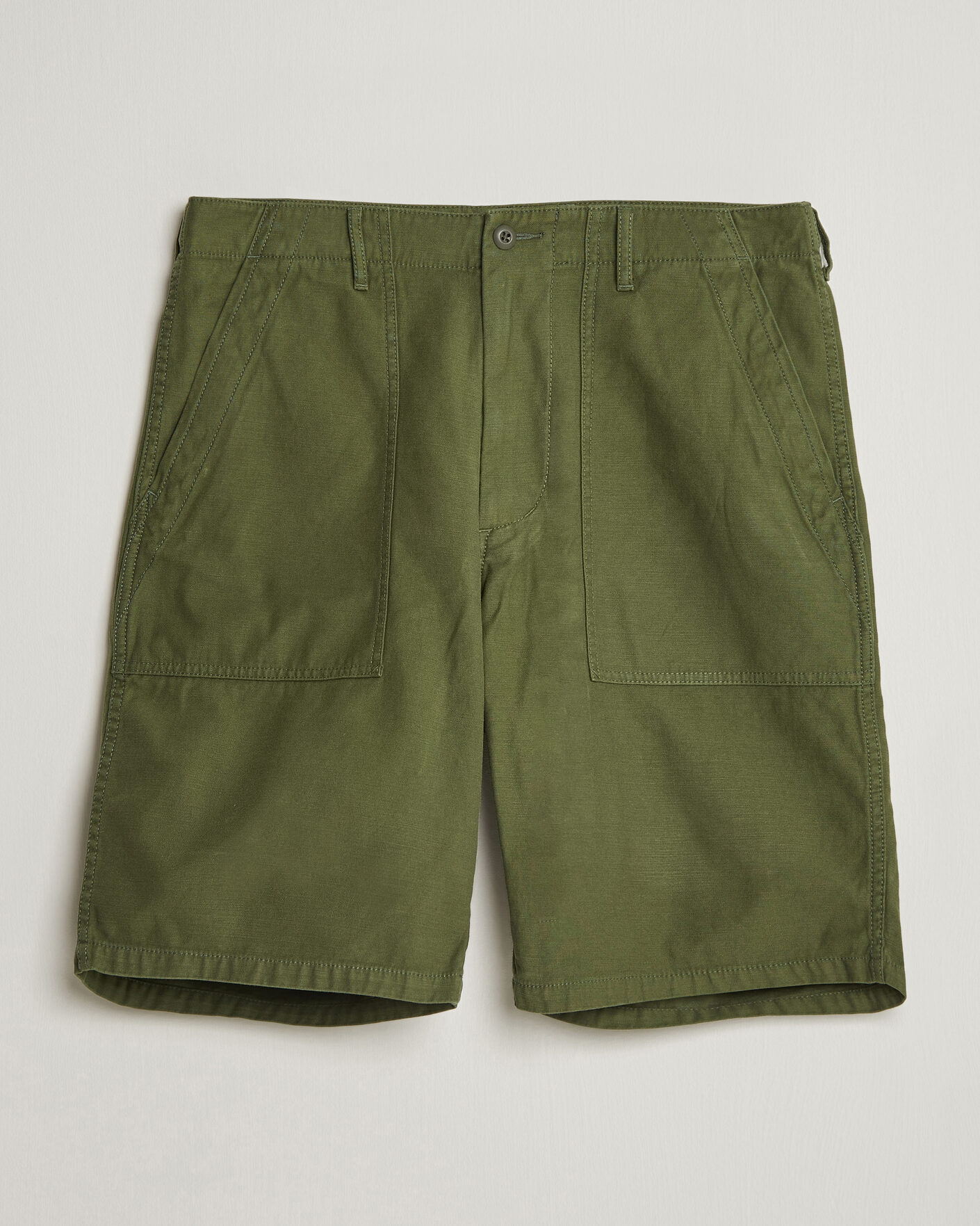 BEAMS PLUS MIL Utility Sateen Shorts Olive at CareOfCarl.com