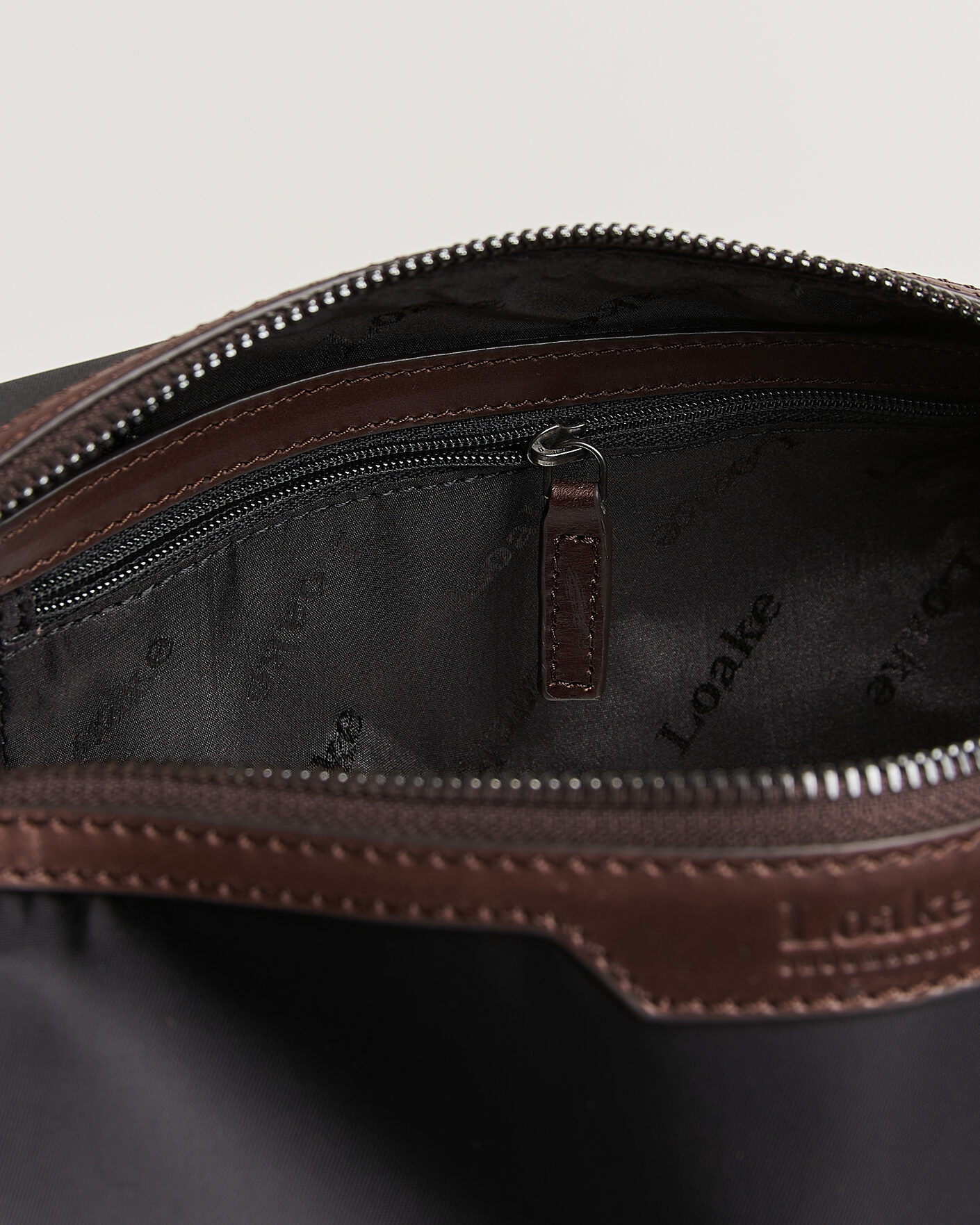 Men | Bags | Loake Shoemakers | Welland Nylon/Leather Washbag Black