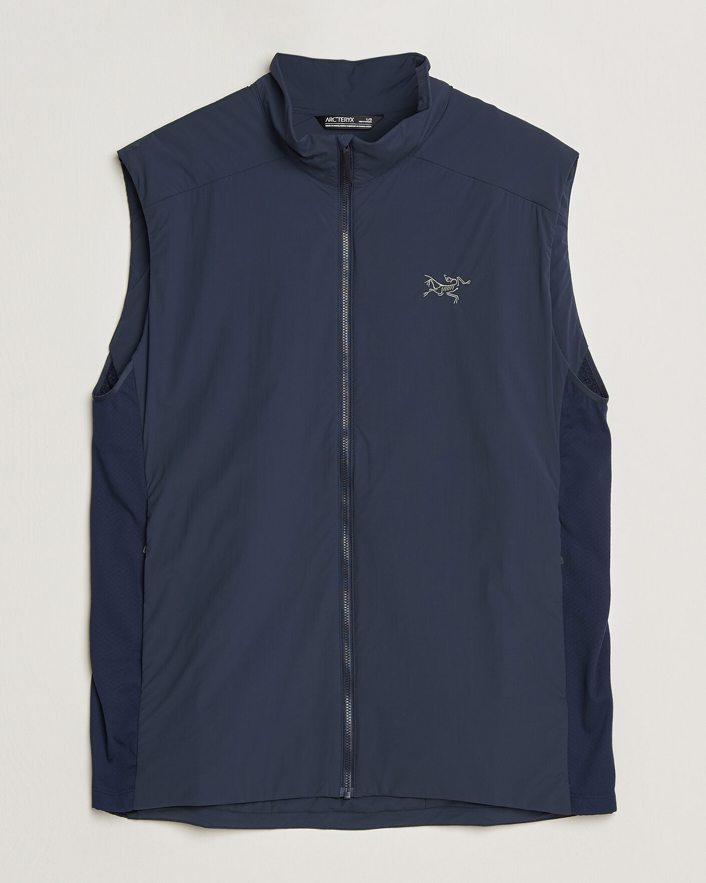 Arc'teryx Atom Lightweight Vest Black Sapphire at CareOfCarl.com