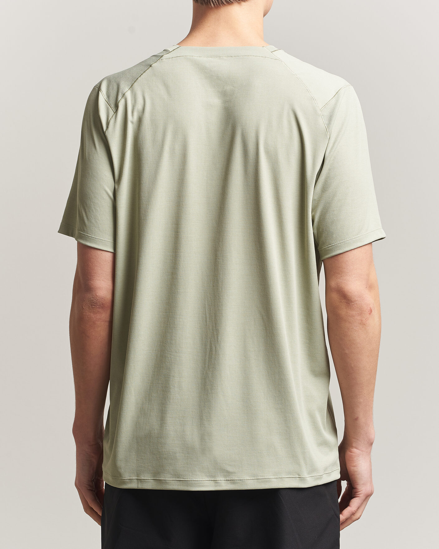 Men | T-Shirts | Arc'teryx | Cormac Crew Neck T-Shirt Habitat