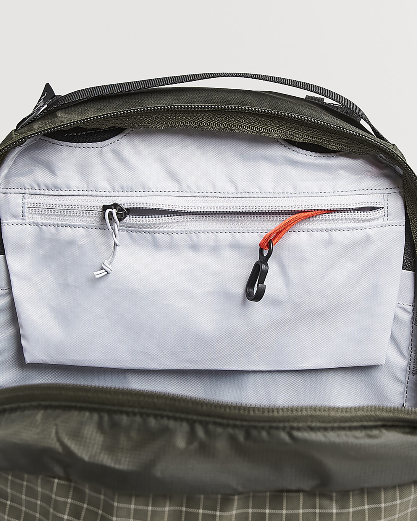 Men | Bags | Arc'teryx | Aerios 18L Backpack Forage