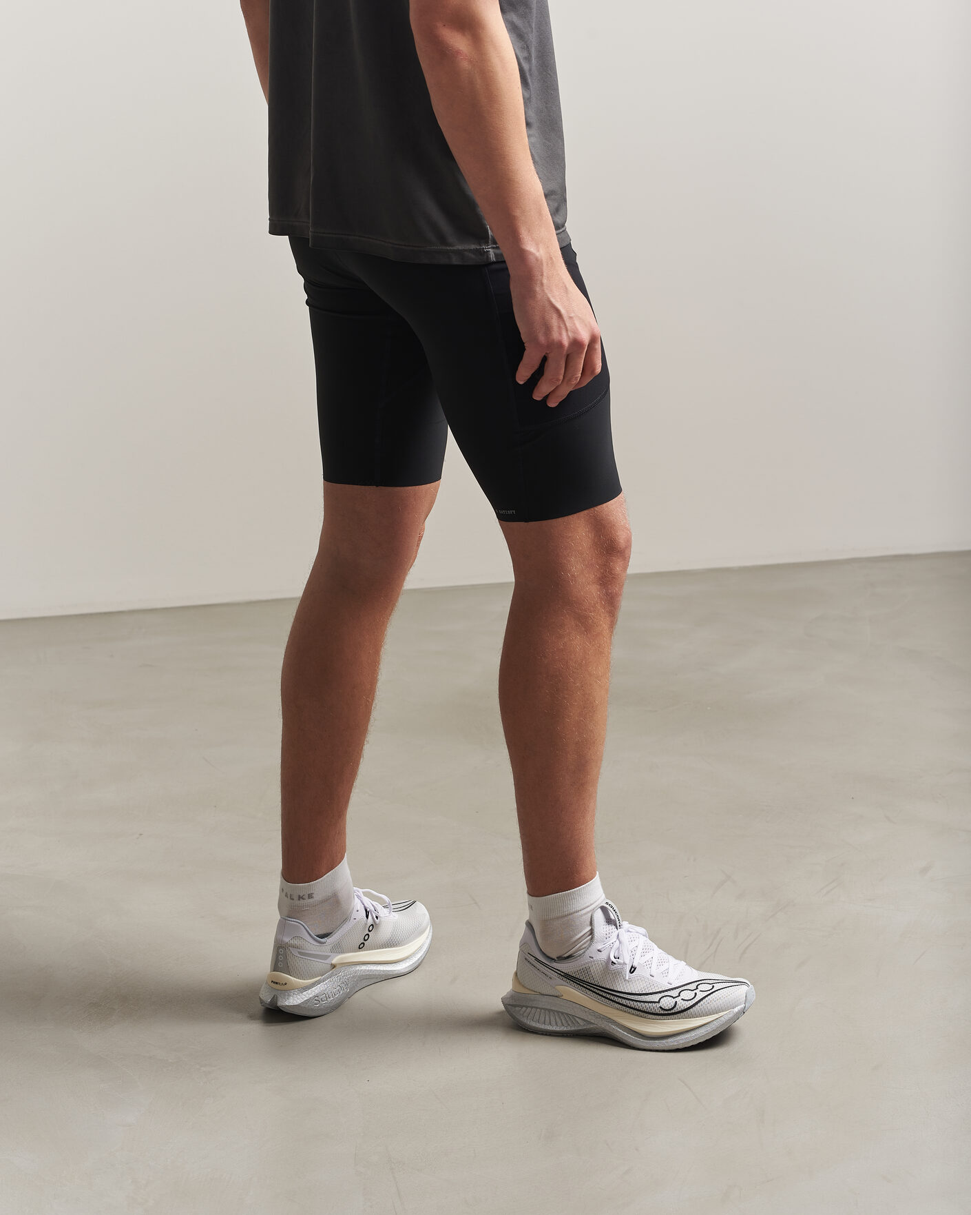 Men | Running shoes | Saucony | Endorphin Pro 5 White/Black
