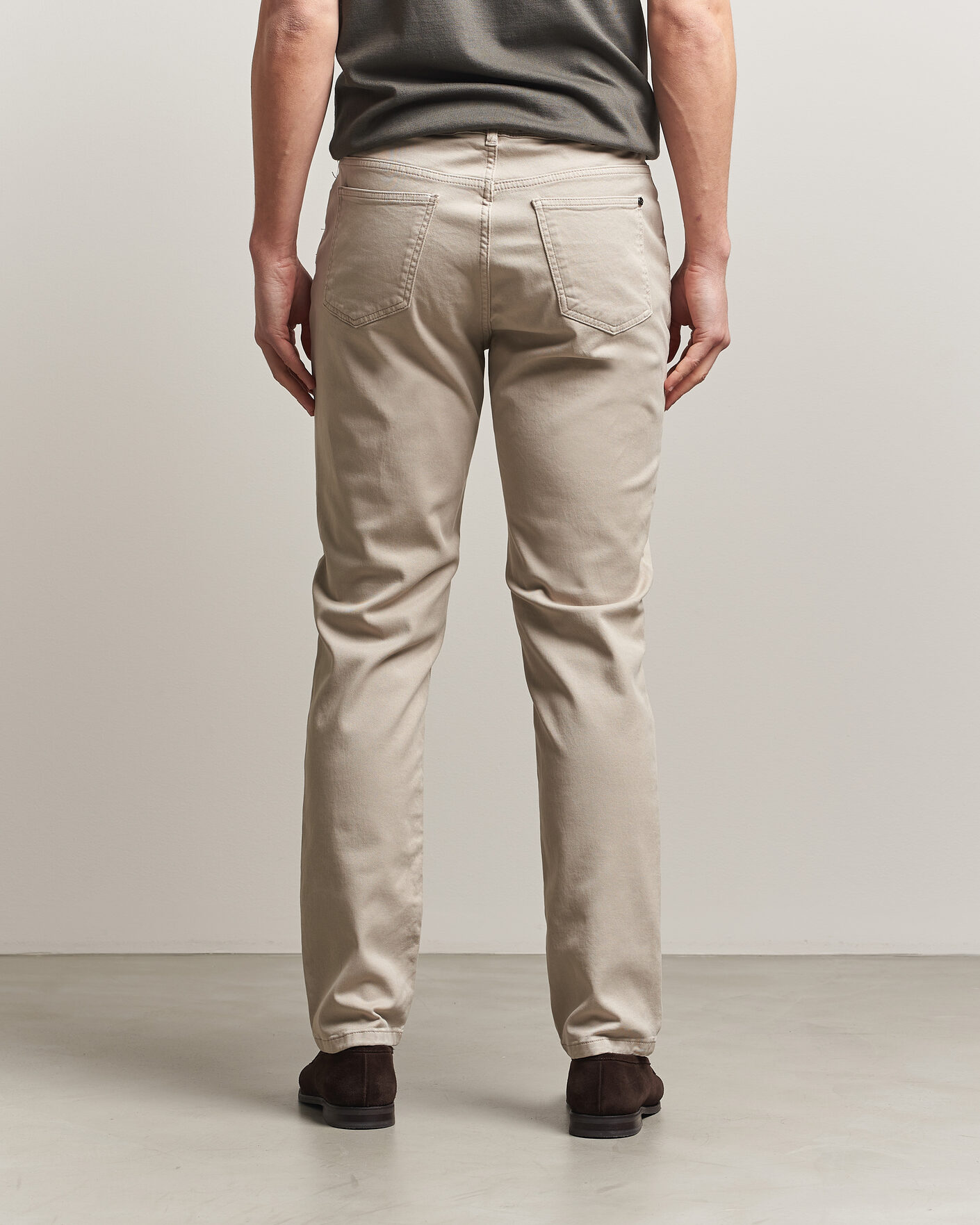 Men | Trousers | Oscar Jacobson | Slim Fit 5-Pocket Chino  Beige
