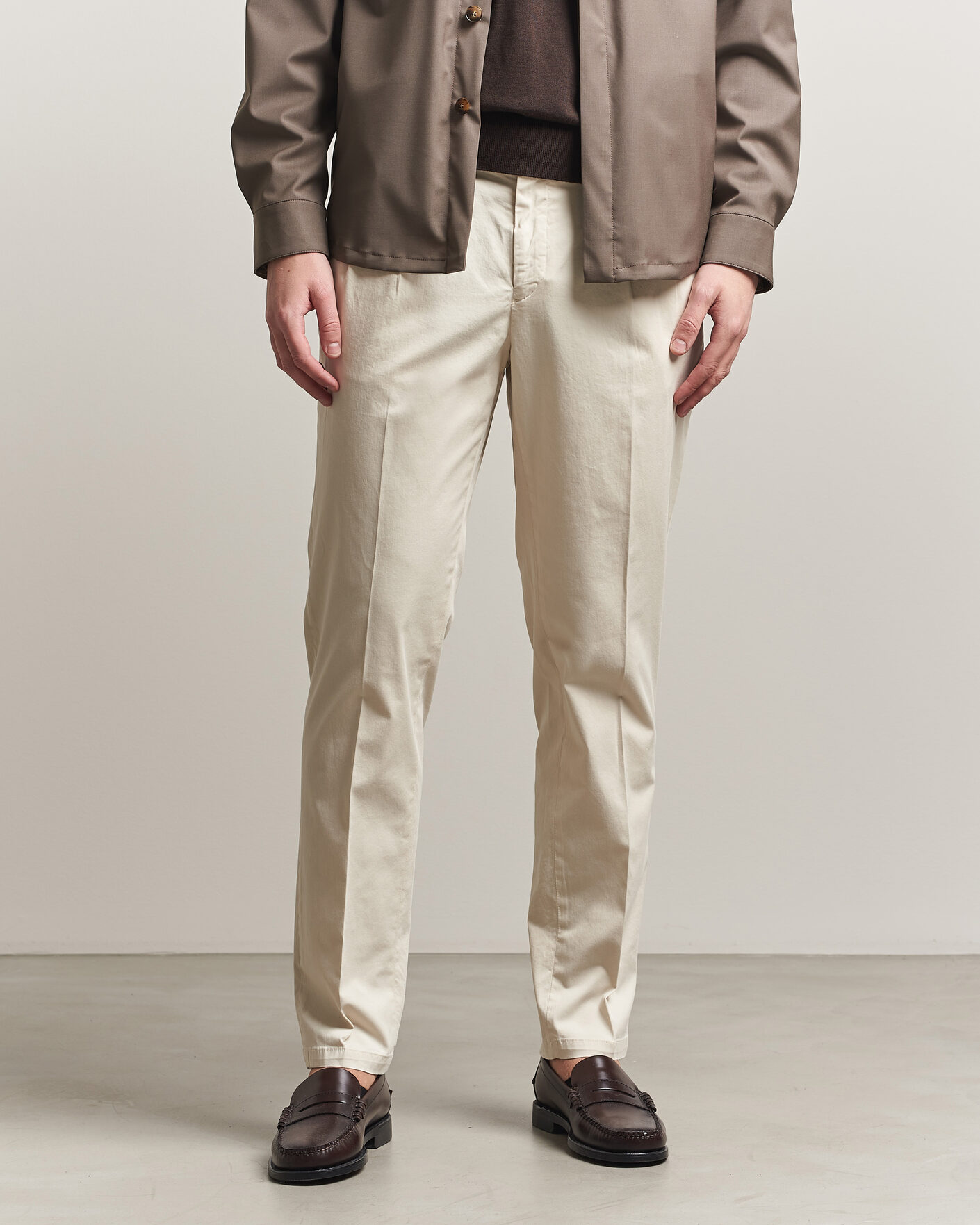 Men | Trousers | Briglia 1949 | Easy Fit Pleated Cotton Stretch Chino Cream
