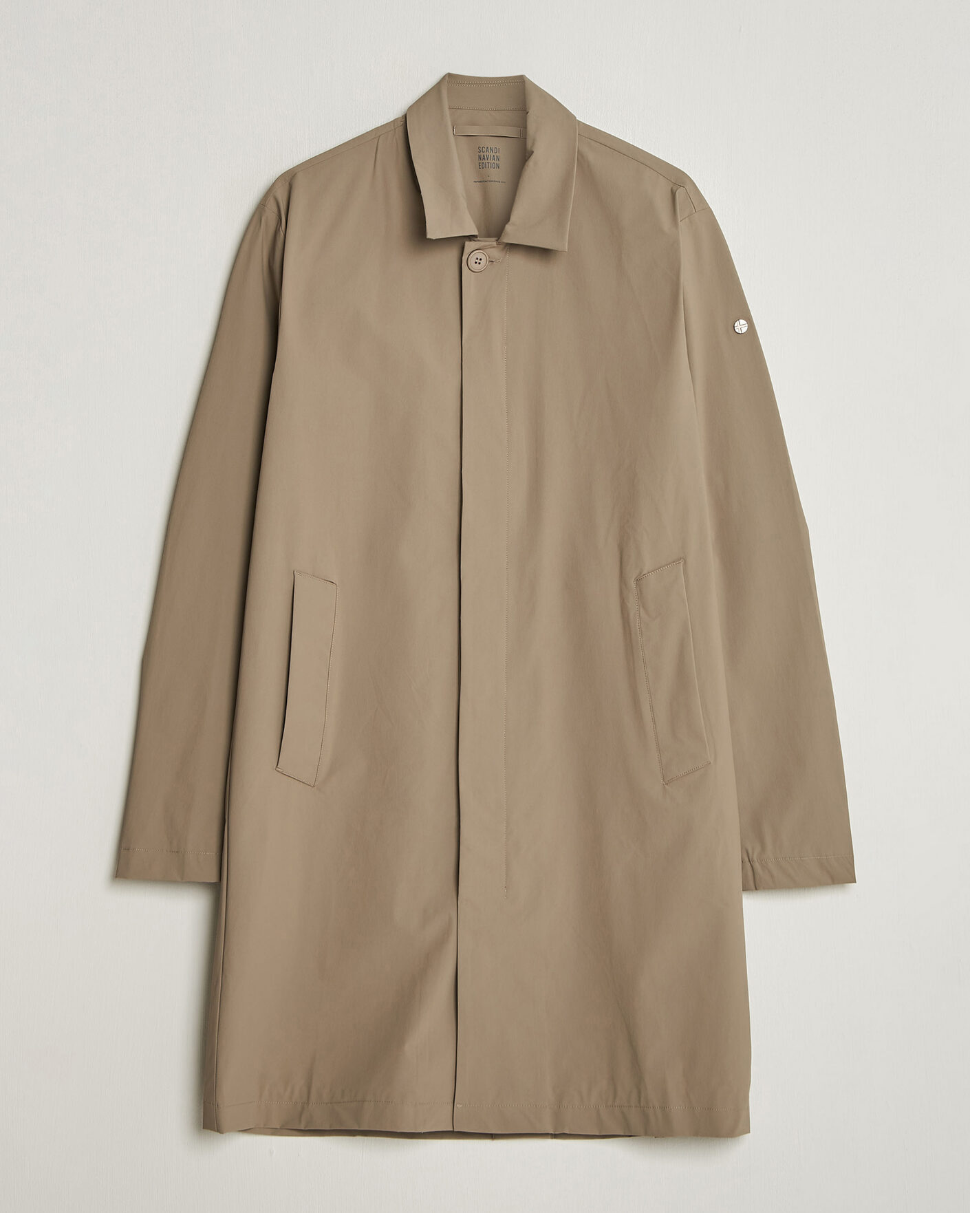 Men | Coats & Jackets | Scandinavian Edition | Ascend II Lightweight Coat Sand