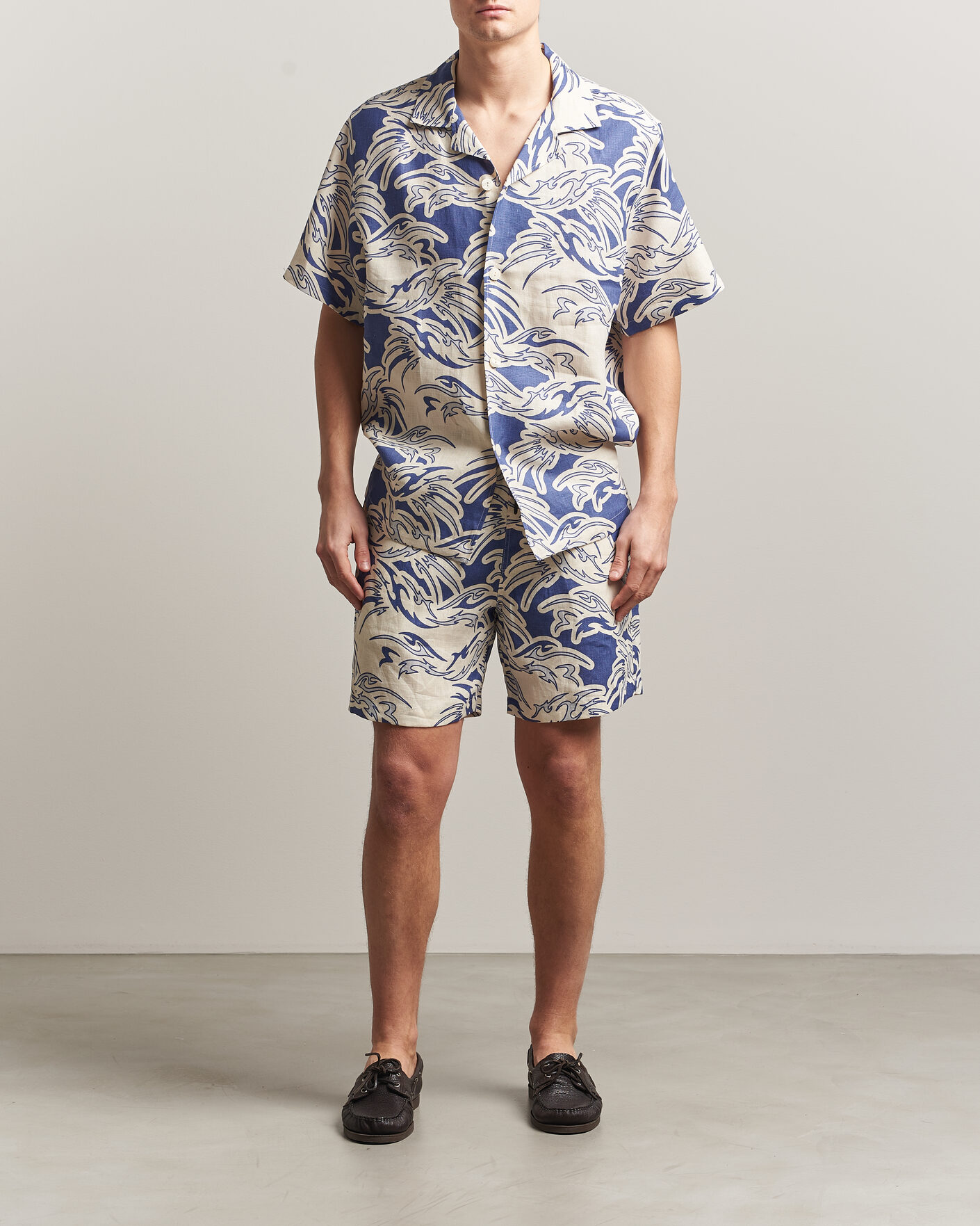 Men | Shirts | OAS | Cuba Short Sleeve Printed Linen Shirt Rouge Blue