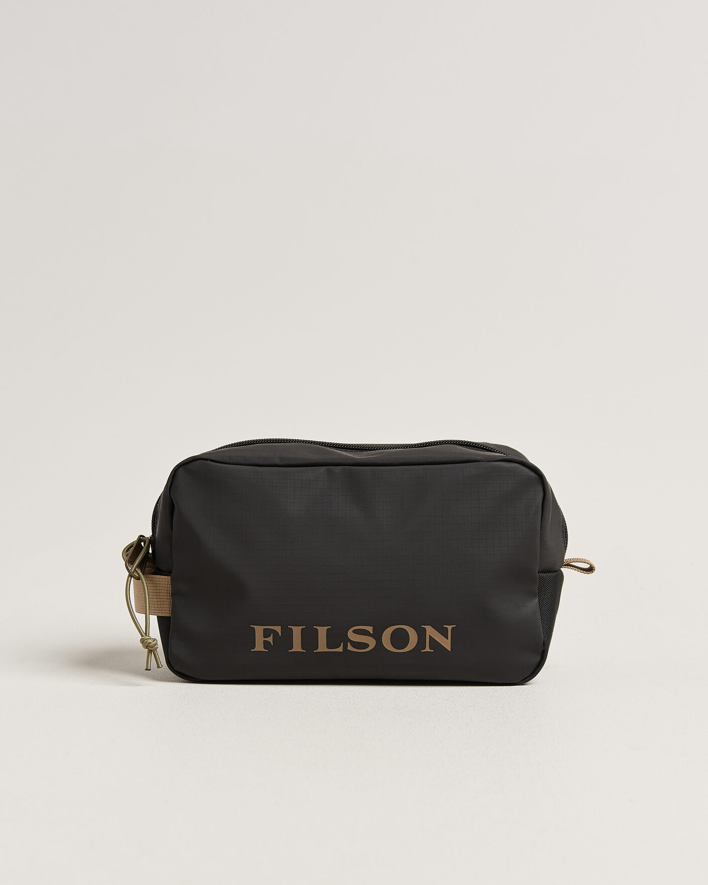 Men | Bags | Filson | All Weather Travel Pack Black