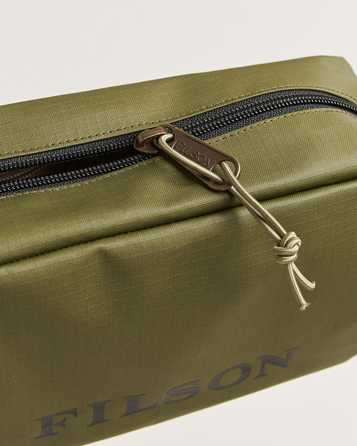 Men | Bags | Filson | All Weather Travel Pack Olive