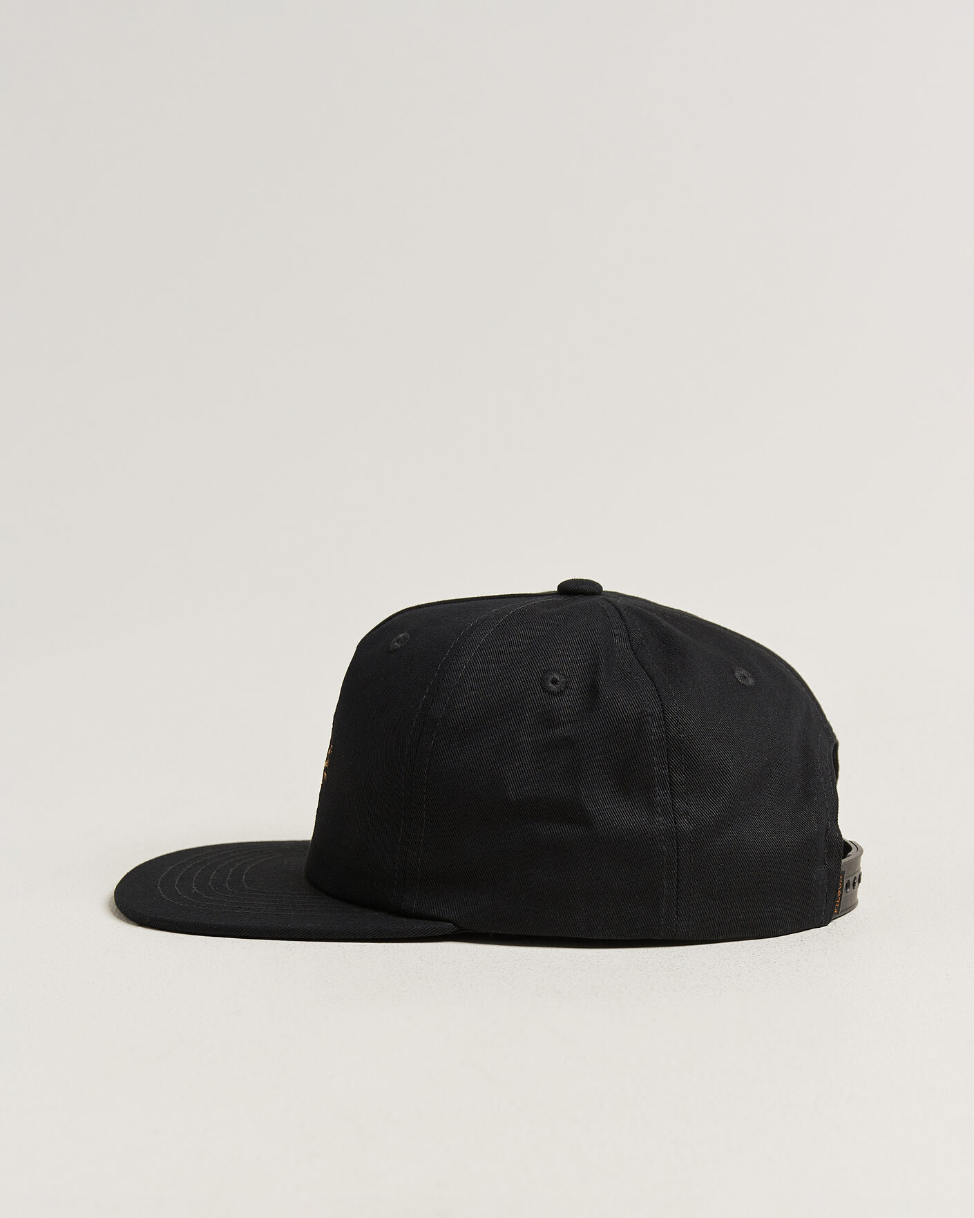 Men | Hats & Caps | Filson | Bear Trucker Cap Black