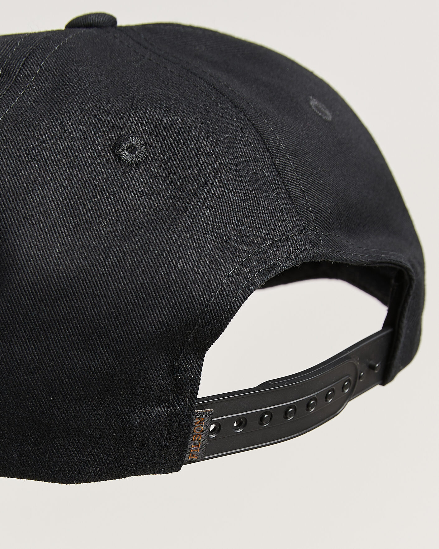 Men | Hats & Caps | Filson | Bear Trucker Cap Black