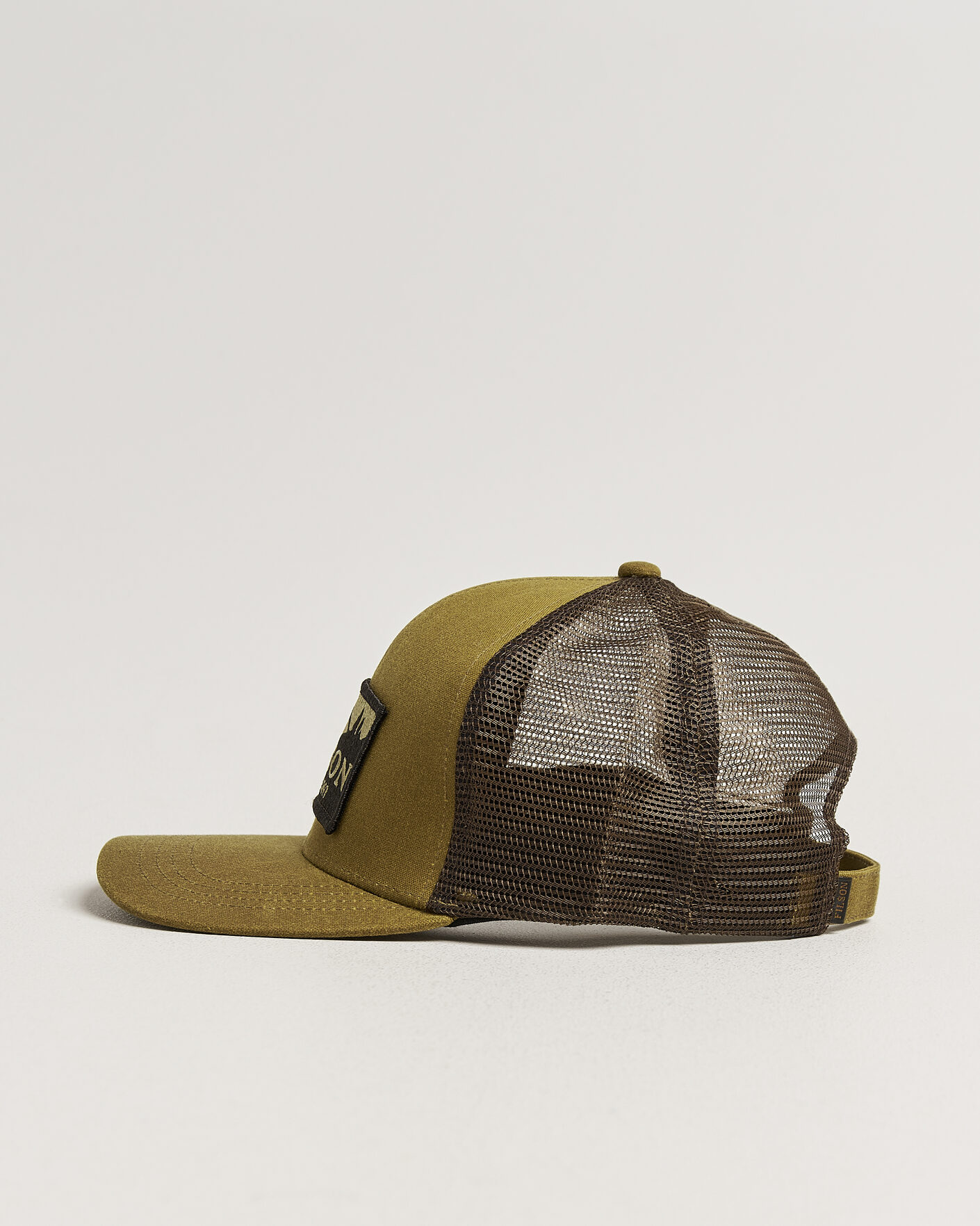 Men | Hats & Caps | Filson | Scenic Waxed Logger Mesh Cap Dark Tan