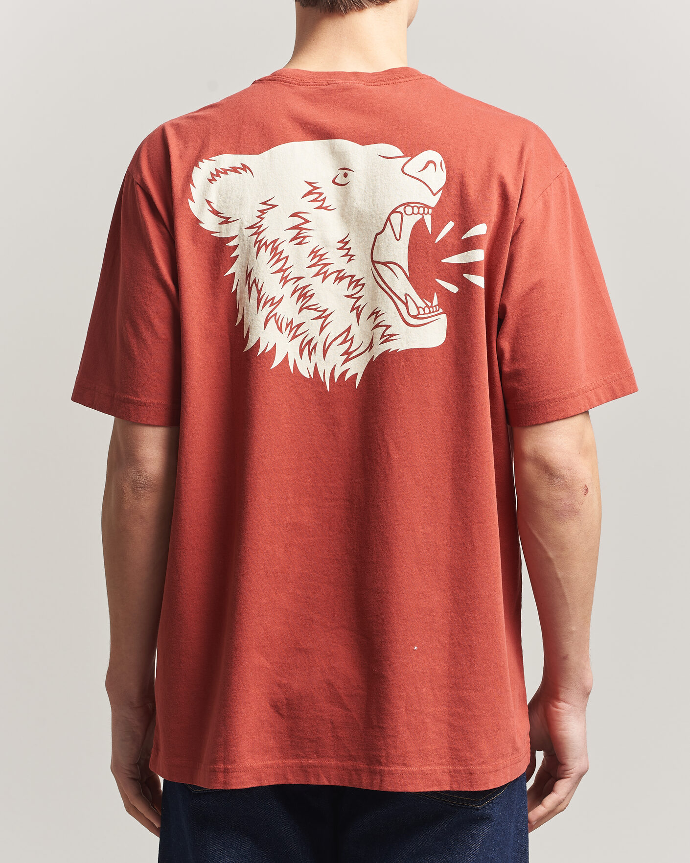 Men | T-Shirts | Filson | Bear Graphic T-Shirt Chili Oil