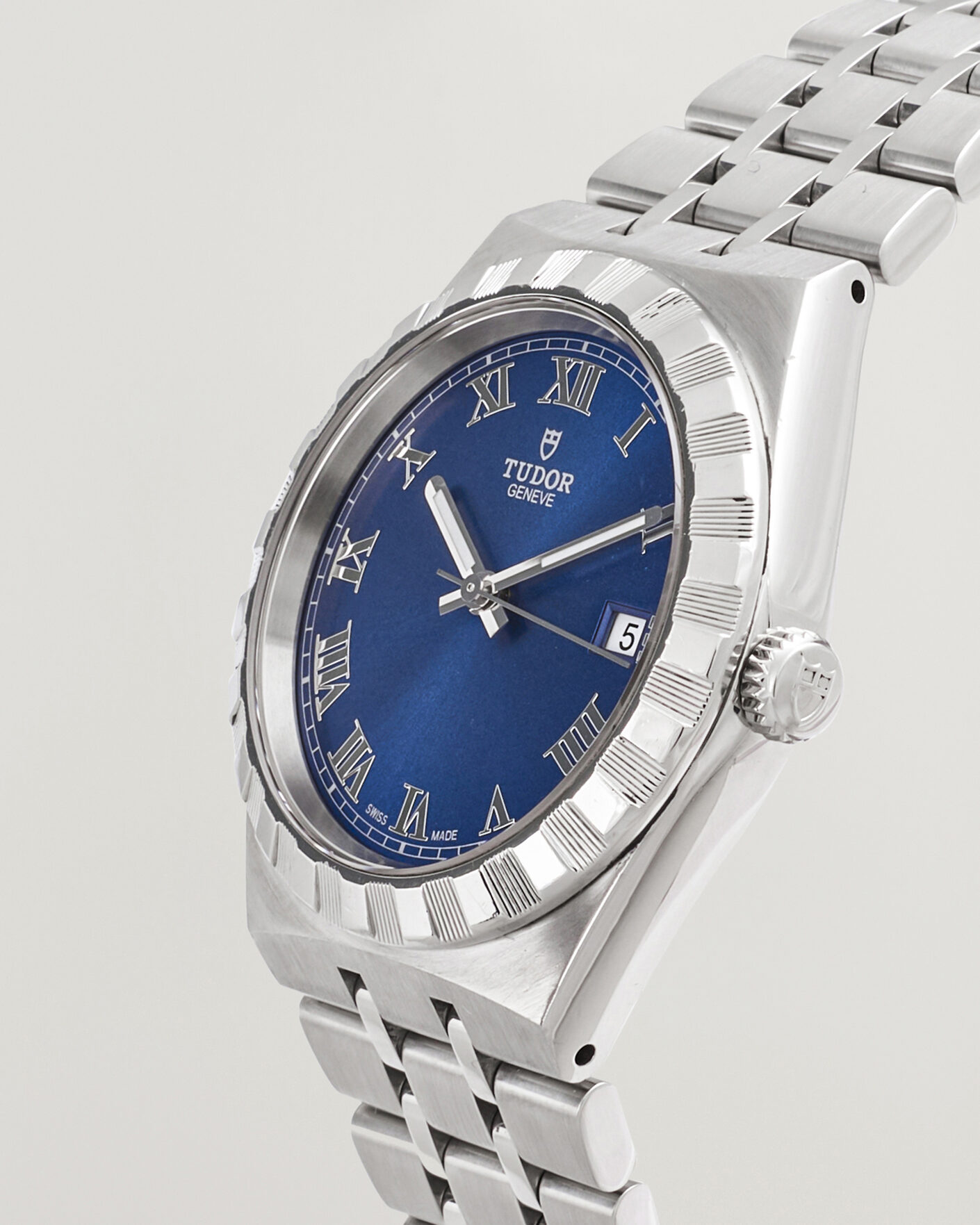 Men | Tudor Pre-Owned Royal 38 | Tudor Pre-Owned | Royal 38