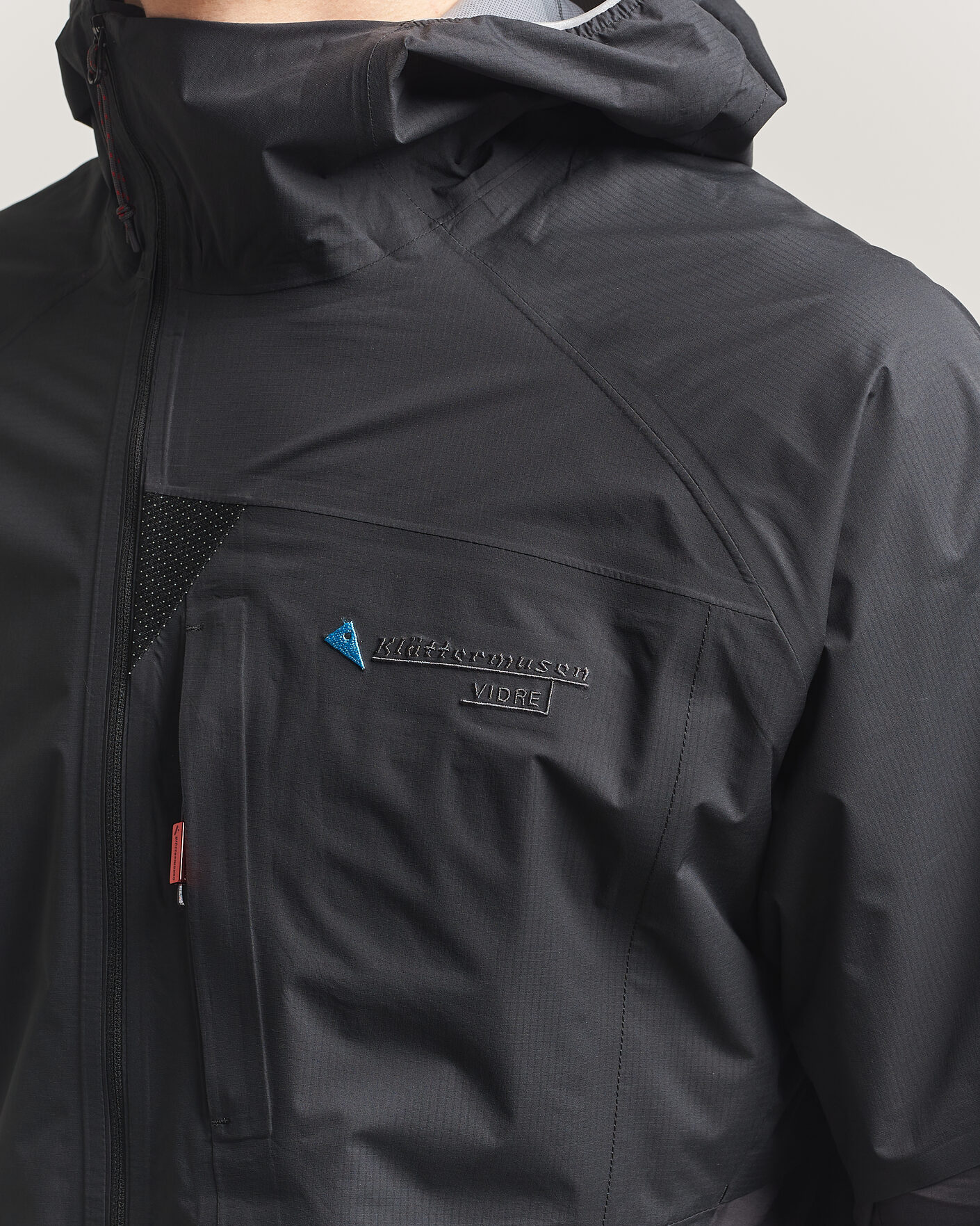 Men | Coats & Jackets | Klättermusen | Vidre Hood Jacket Black