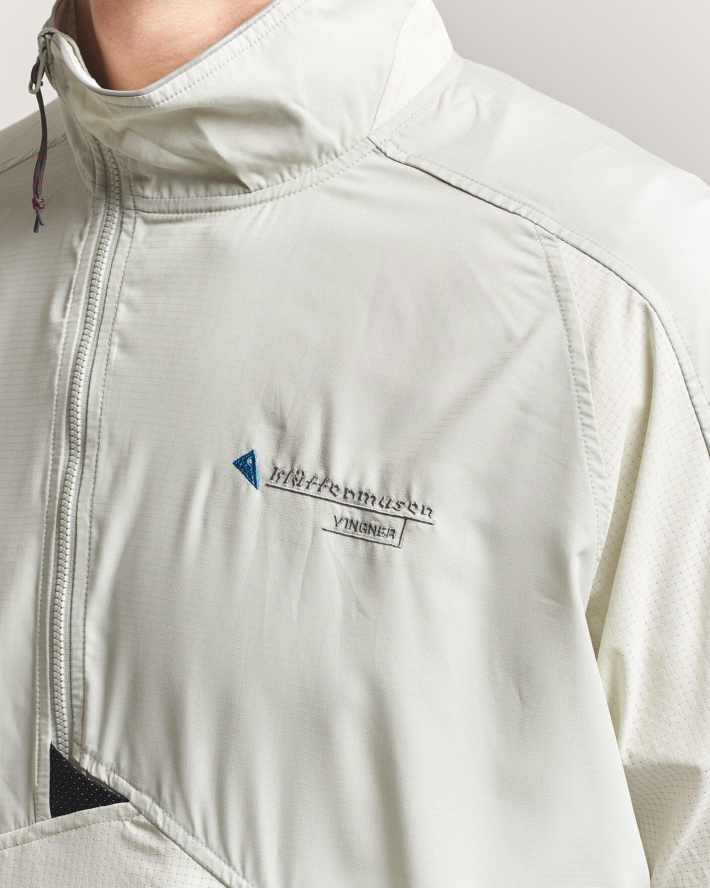 Men | Coats & Jackets | Klättermusen | Vingner Anorak Mercury Blue/Cristal Gree