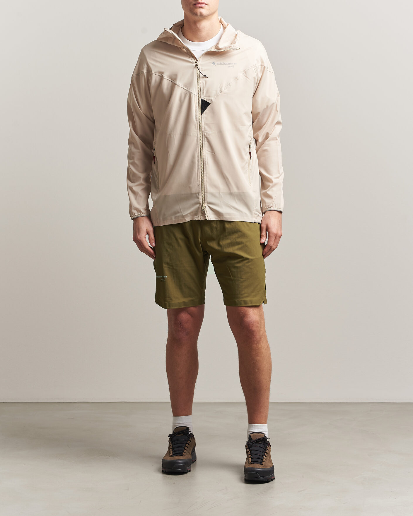 Men | Coats & Jackets | Klättermusen | Eitre Zip Hood Windbreaker Jacket Clay