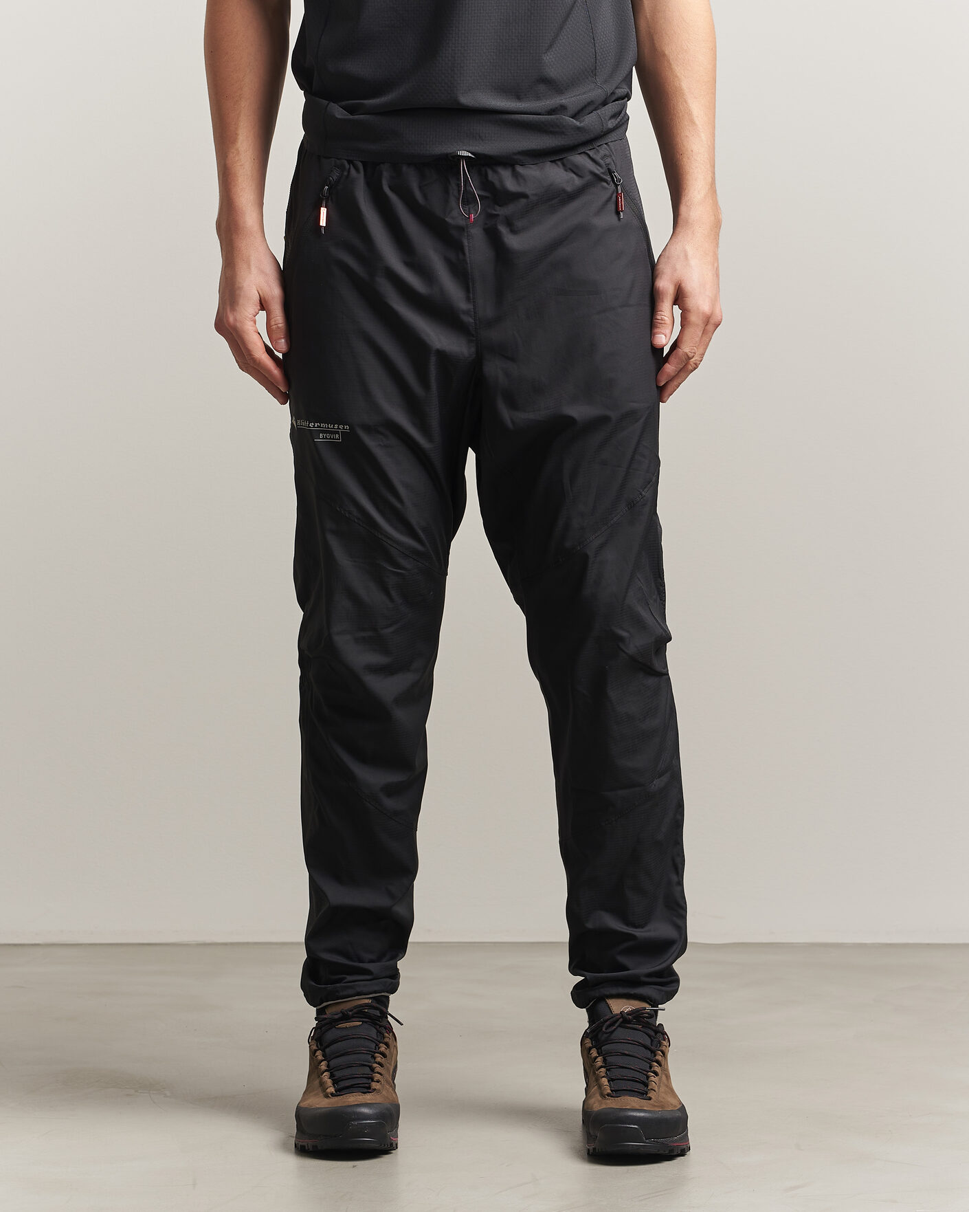 Men | Trousers | Klättermusen | Bygvir Ultralight Pants Black