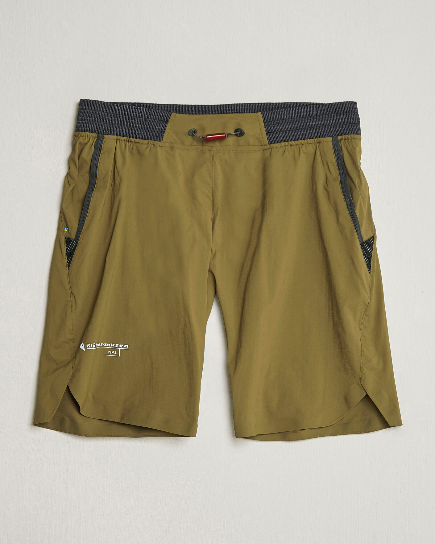 Men | Shorts | Klättermusen | Nal Windbreaker Shorts Olive