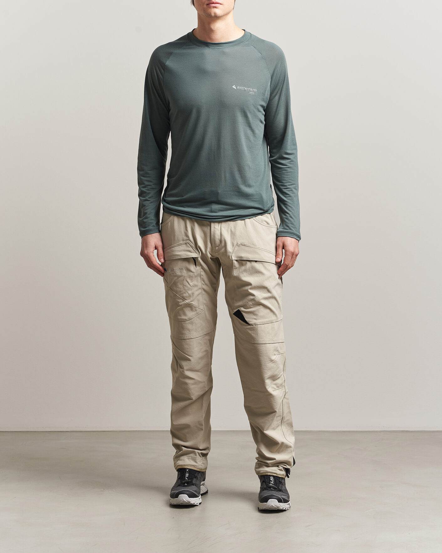 Men | T-Shirts | Klättermusen | Groa Lightweight Tencel Long Sleeve T-Shirt Teal Grey
