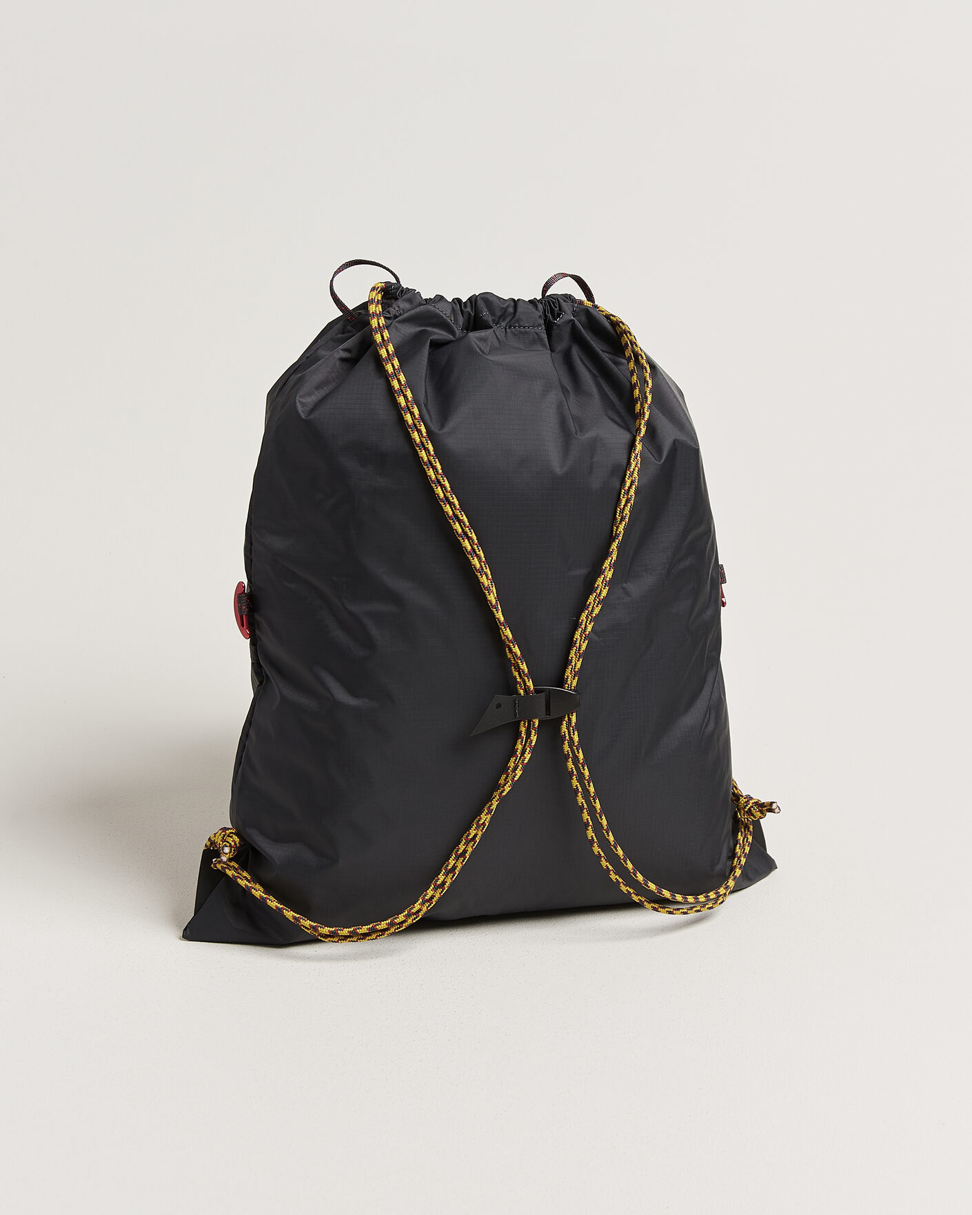 Men | Bags | Klättermusen | Algir Sack Pack Raven