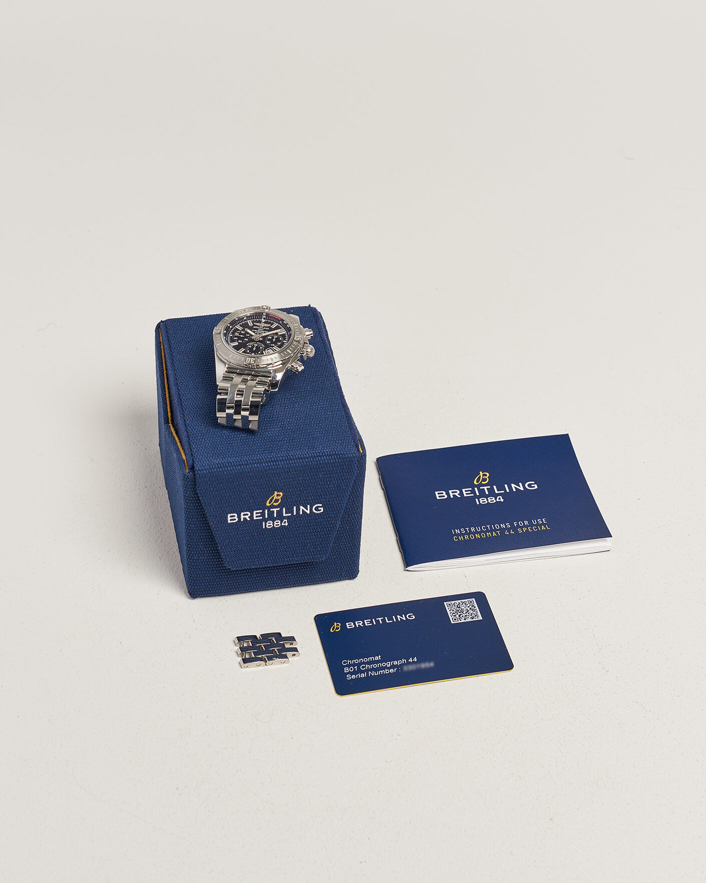 Men | Pre-Owned & Vintage Watches | Breitling Pre-Owned | Chronomat 44