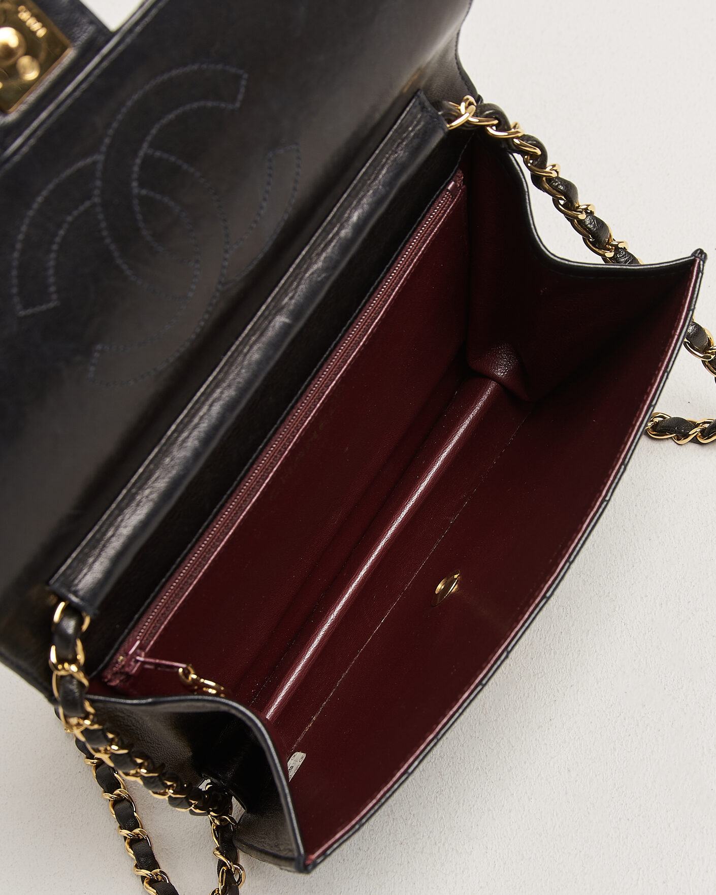 Men | Pre-Owned & Vintage Bags | Chanel Pre-Owned | Single Flap Bag Black