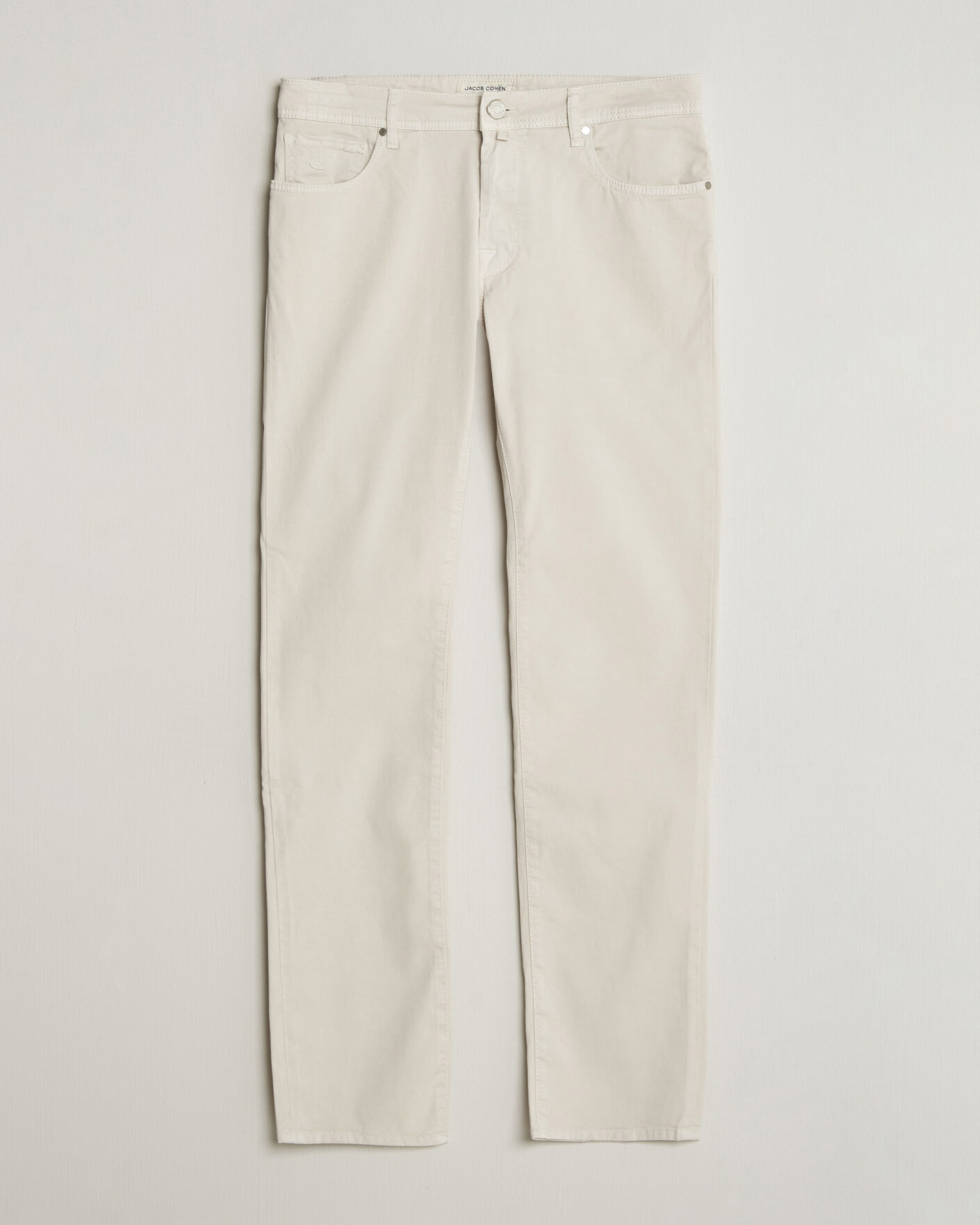 Men | Trousers | Jacob Cohën | Bard Garment Dyed Gabardine Trousers Off White