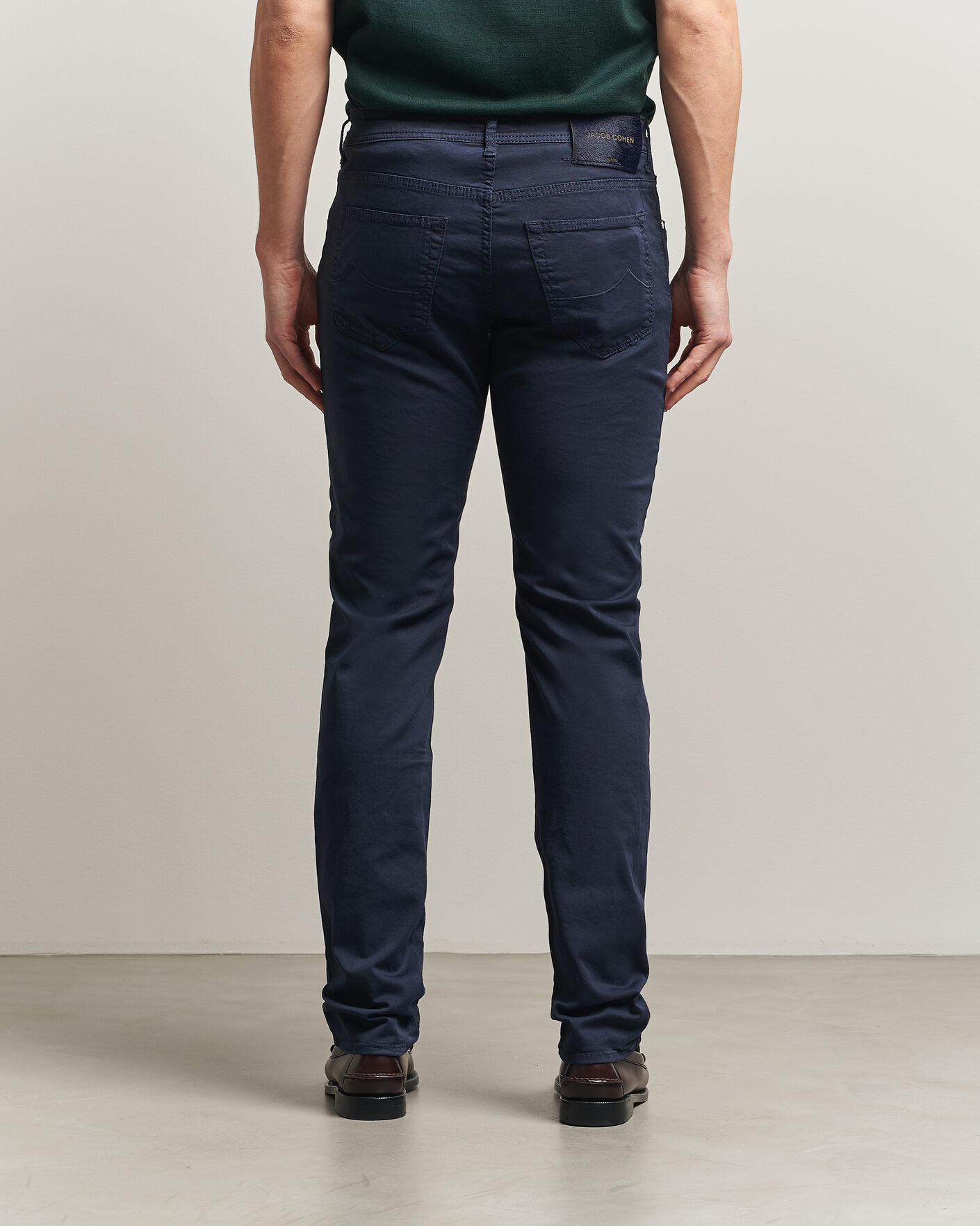 Men | Trousers | Jacob Cohën | Bard Garment Dyed Gabardine Trousers Navy Blue
