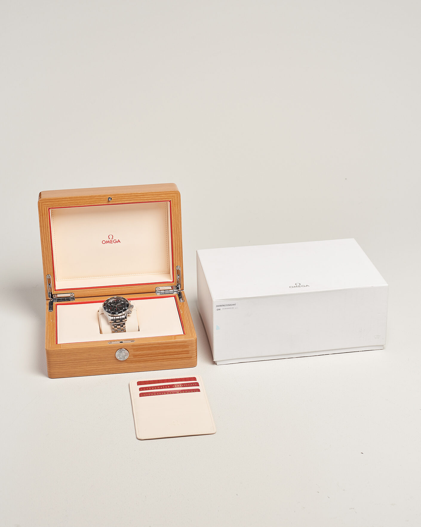 Men | Pre-Owned & Vintage Watches | Omega Pre-Owned | Seamaster 300M Chrono 