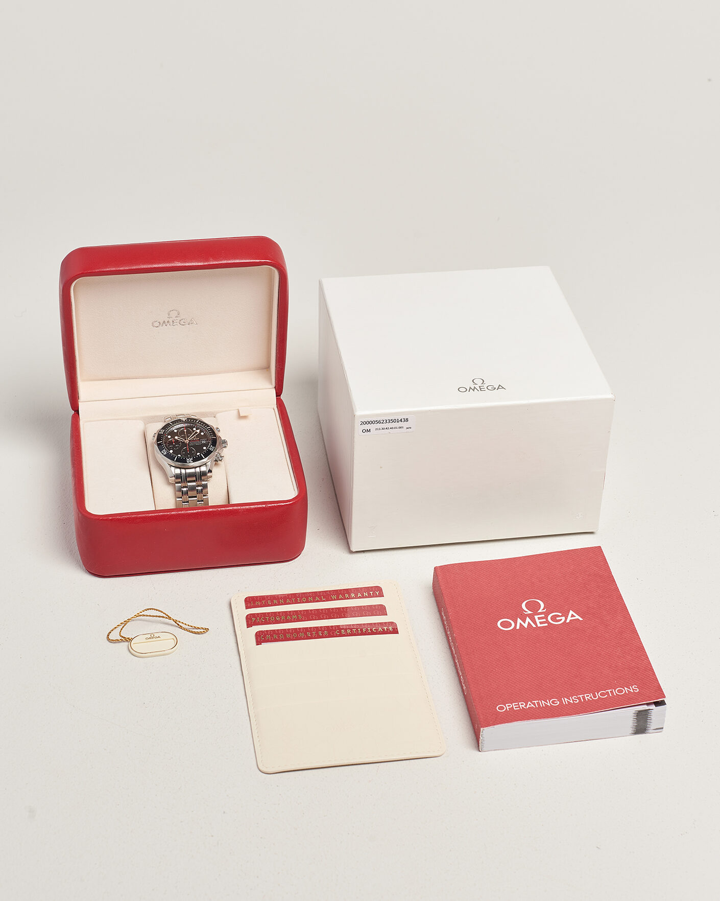 Men | Pre-Owned & Vintage Watches | Omega Pre-Owned | Seamaster 300M Chrono 