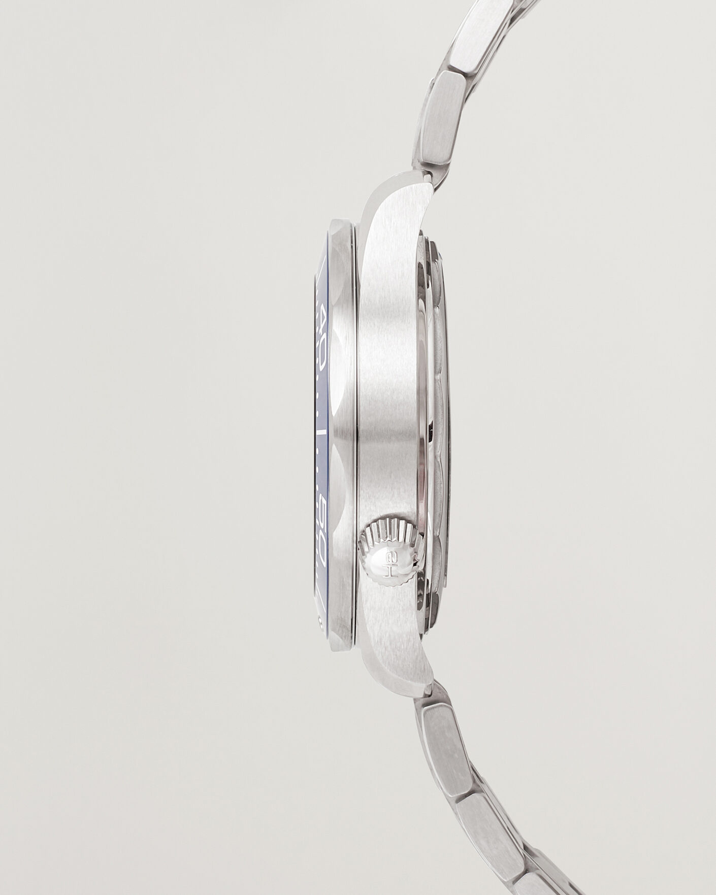 Men | Pre-Owned & Vintage Watches | Omega Pre-Owned | Seamaster 300M SMP