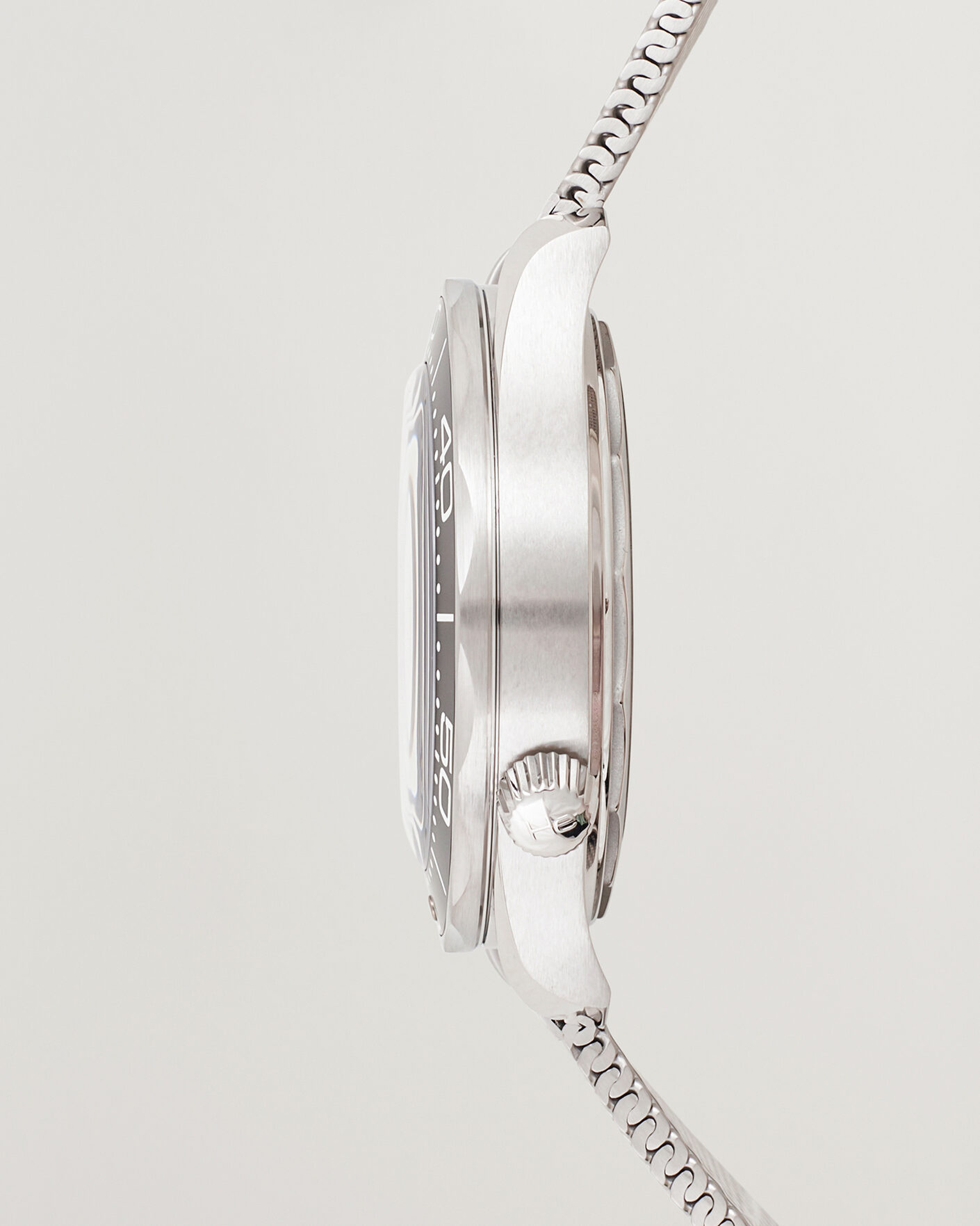 Men | Pre-Owned & Vintage Watches | Omega Pre-Owned | Seamaster 300M SMP 