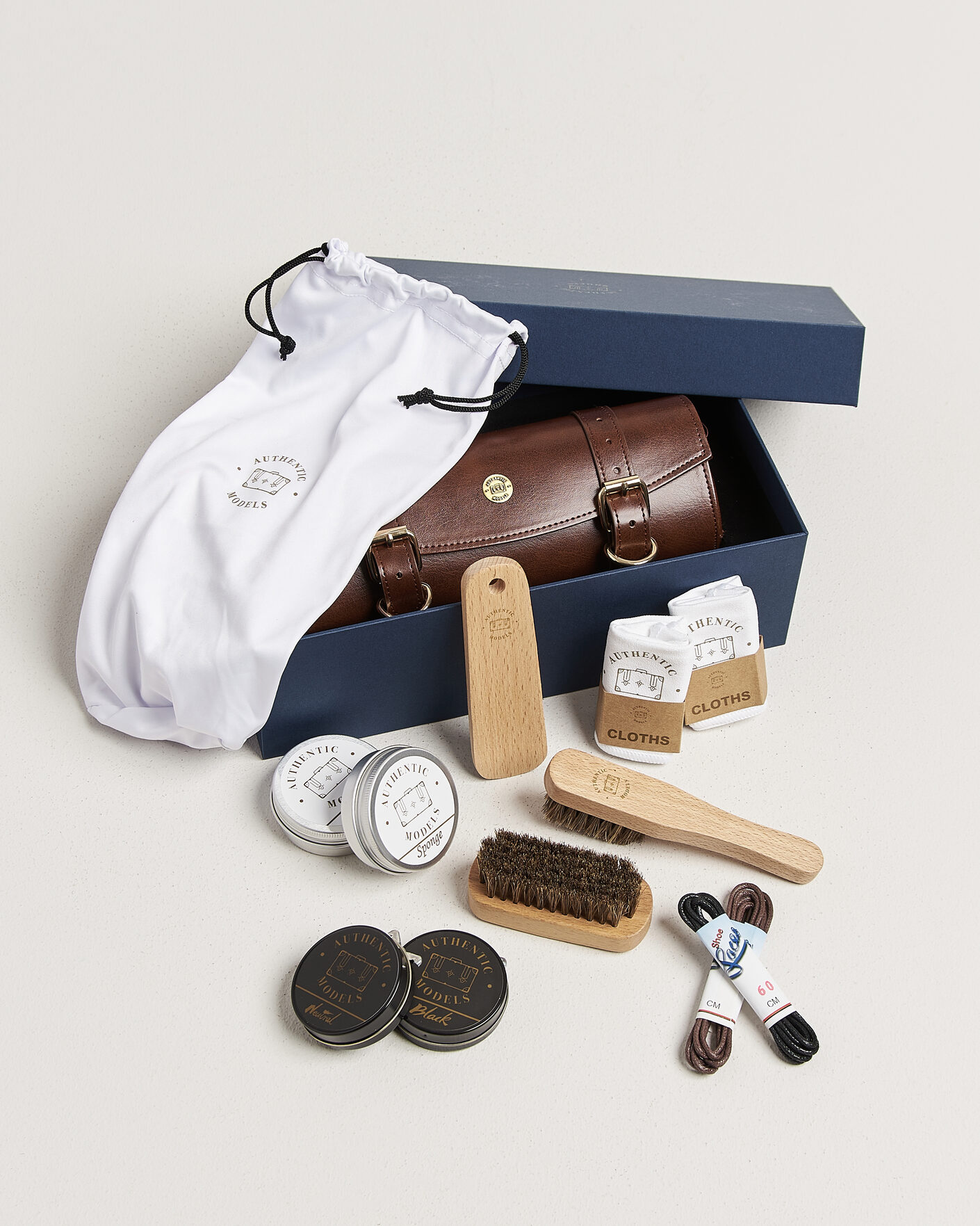 Men | Shoe Care | Authentic Models | Shoe Polishing Kit
