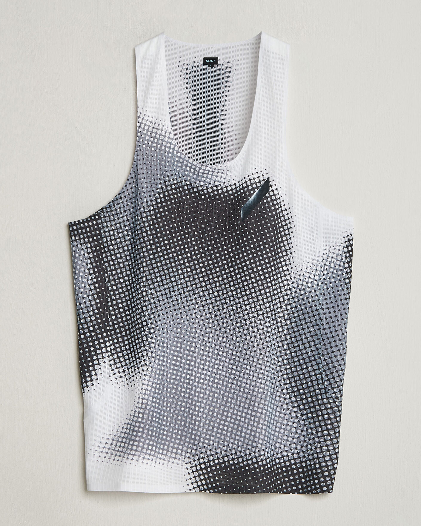 Men | T-Shirts | SOAR Running | Race Vest Black/White
